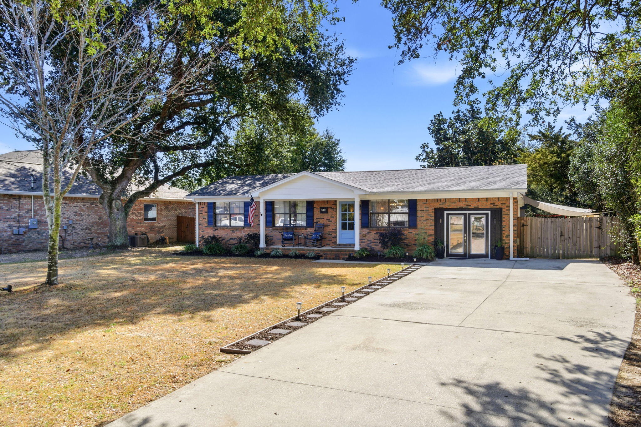 main property photo 15