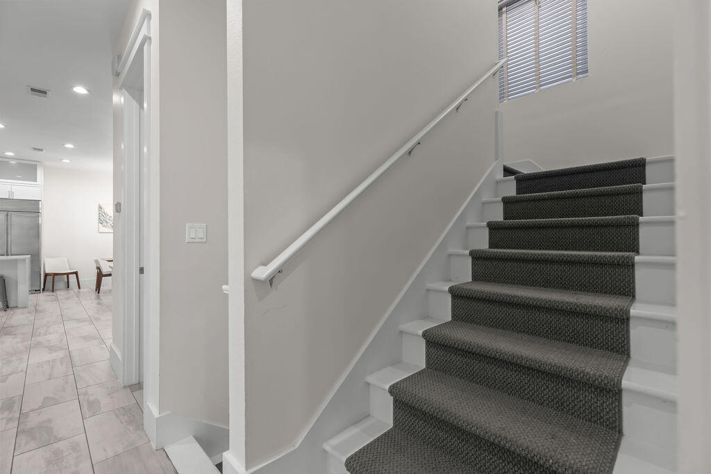 main property photo 65