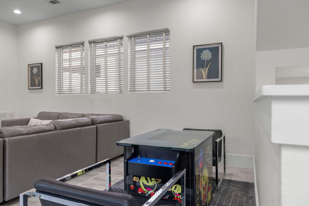 main property photo 68