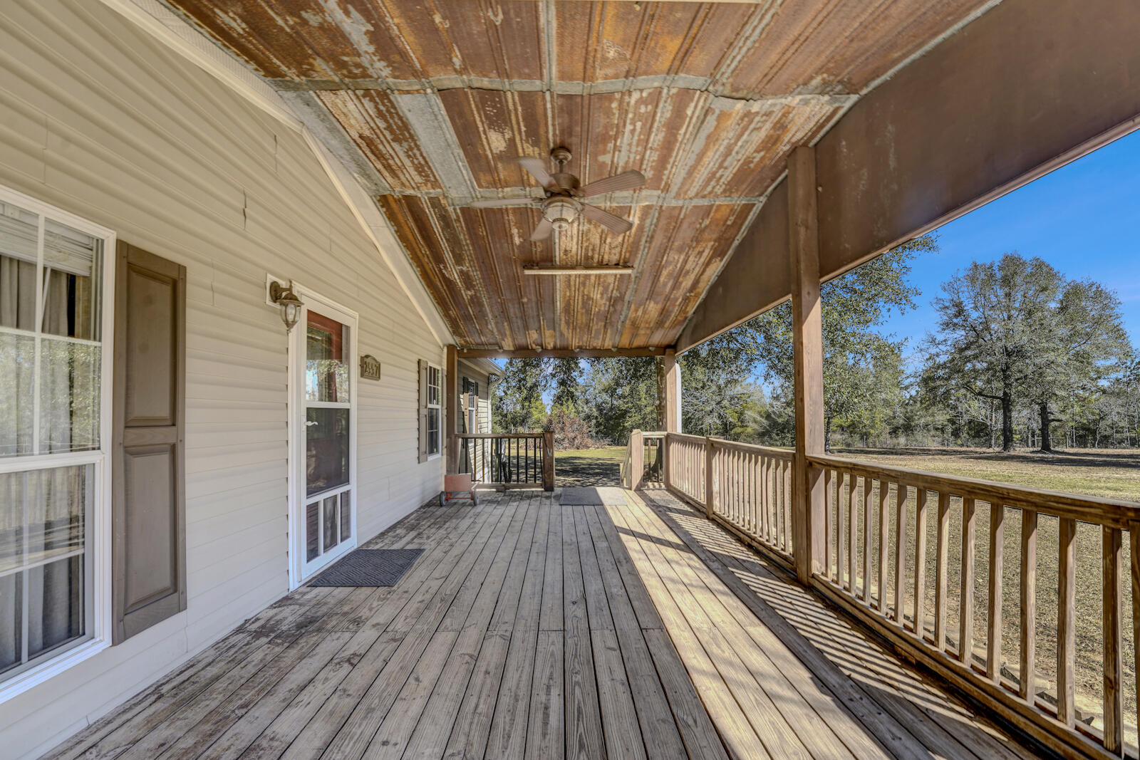main property photo 30