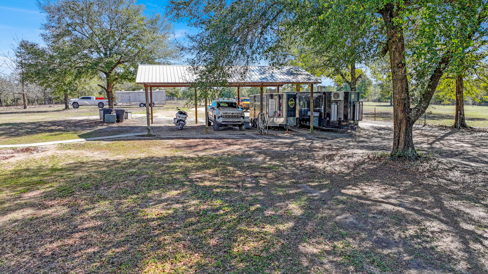 main property photo 36