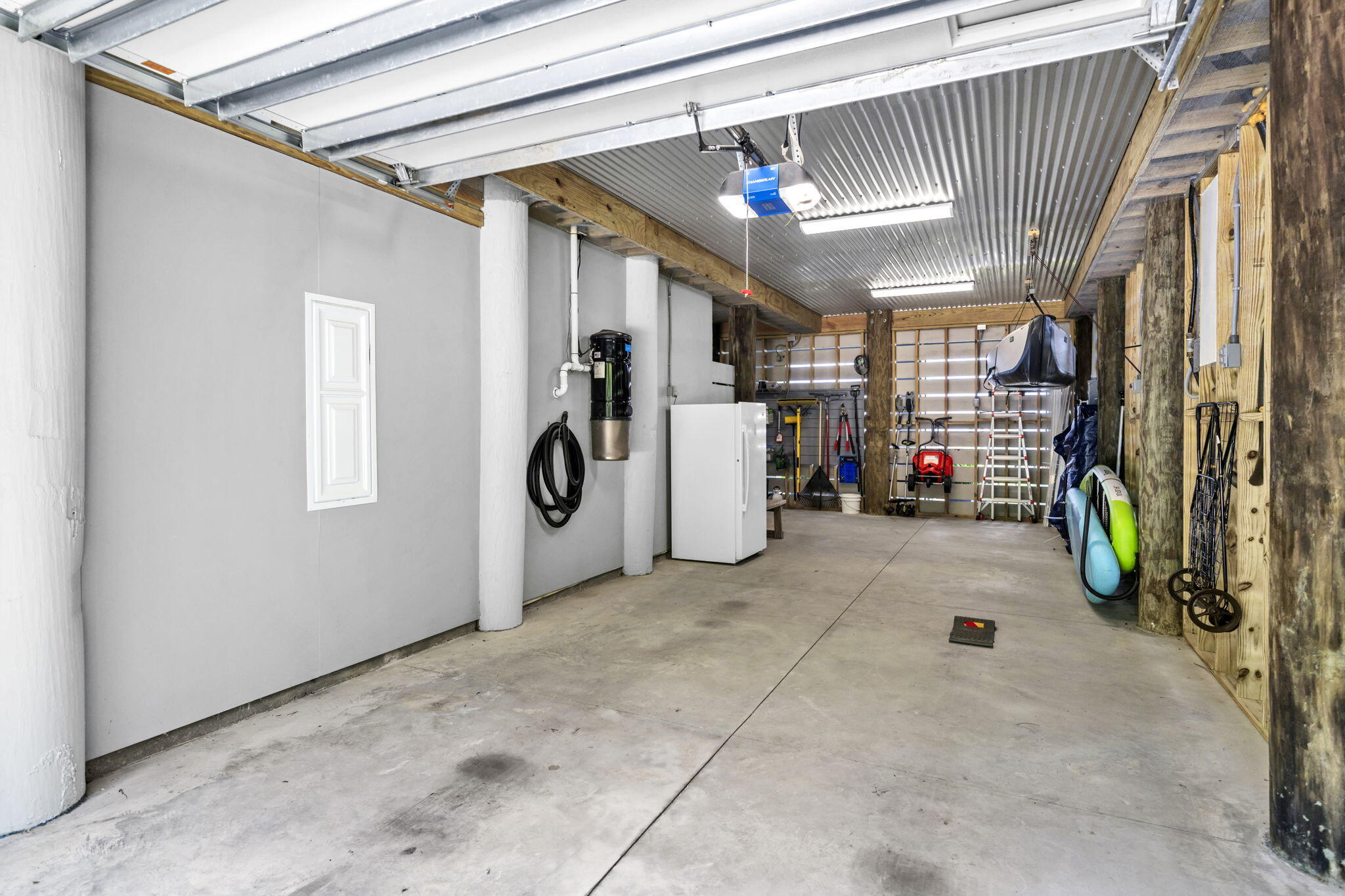 main property photo 83