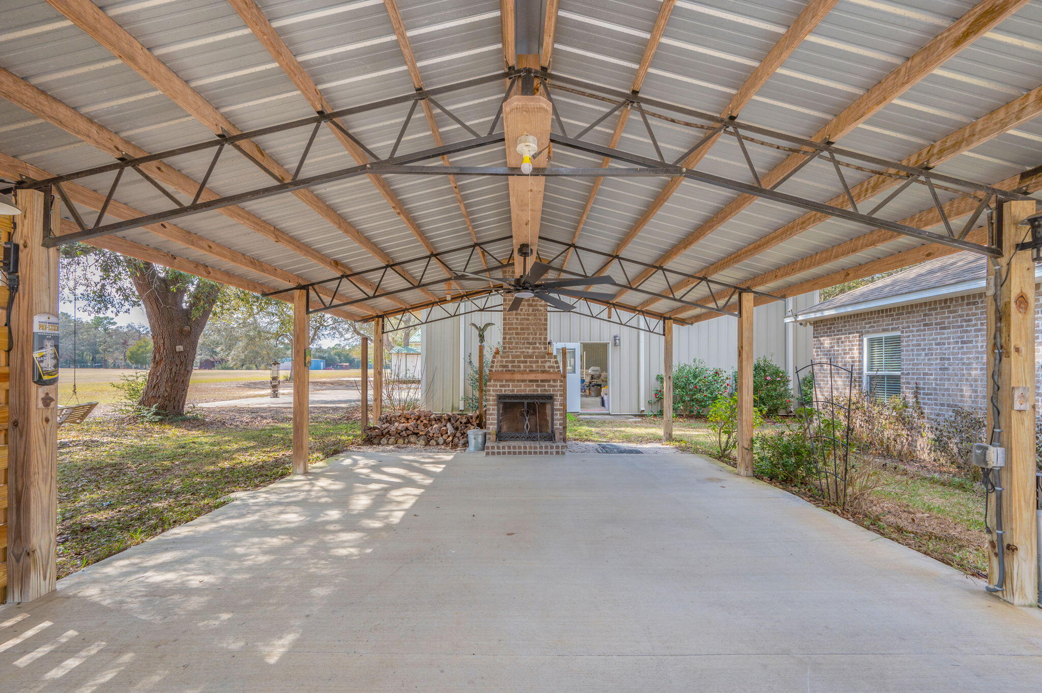 main property photo 24
