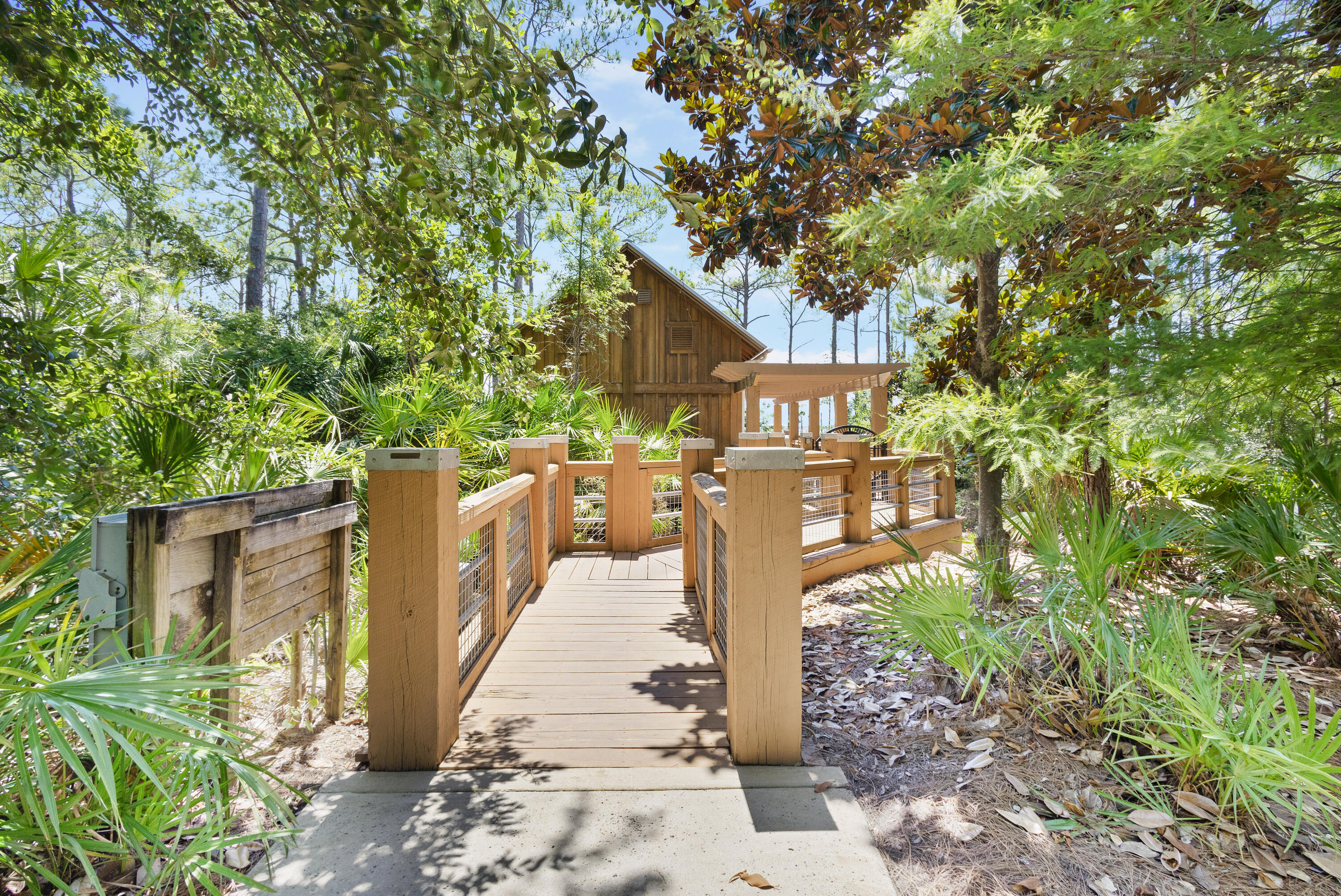 main property photo 25