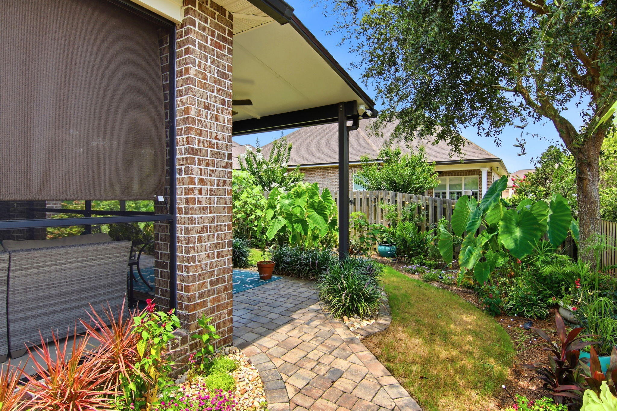 main property photo 51