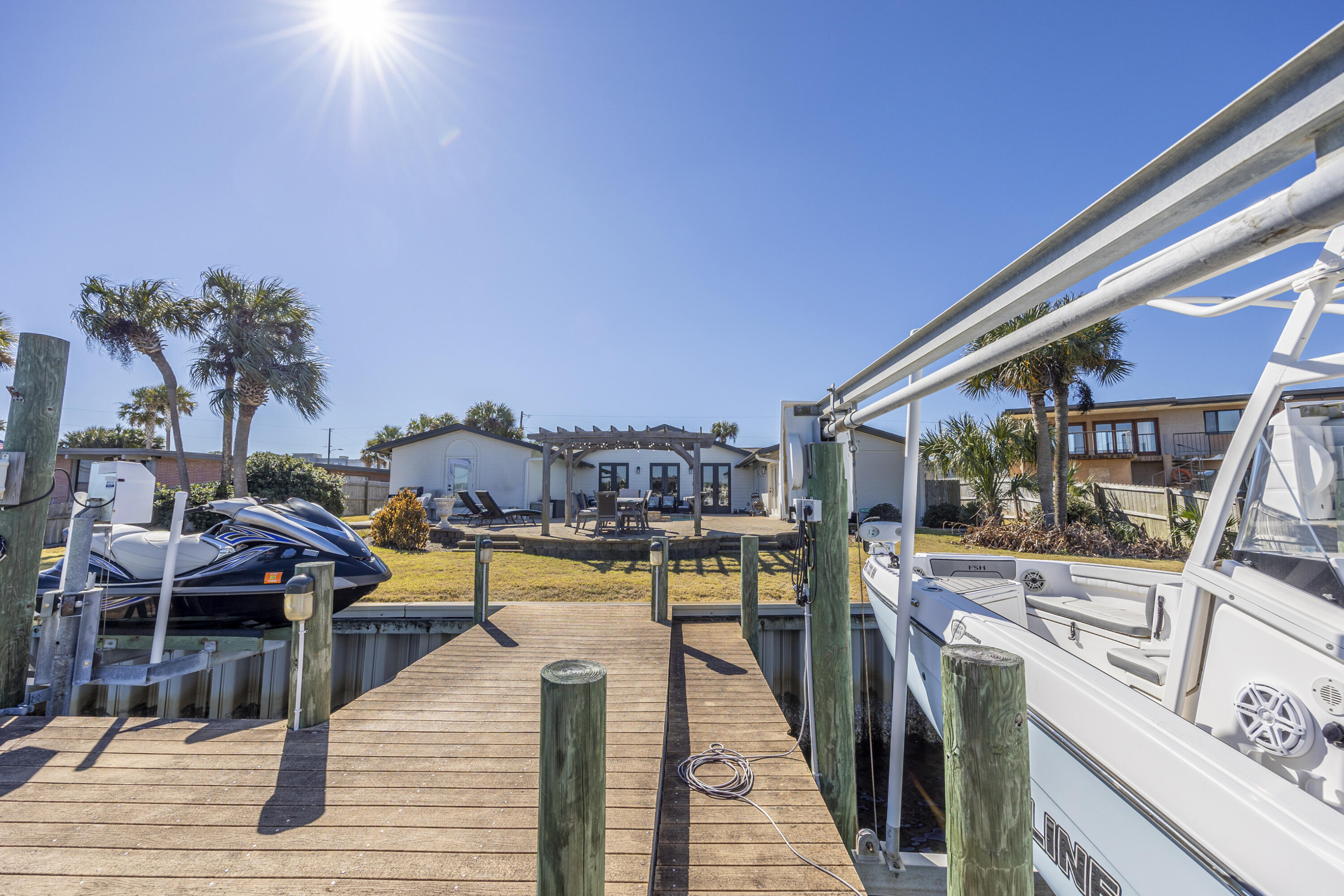 main property photo 54