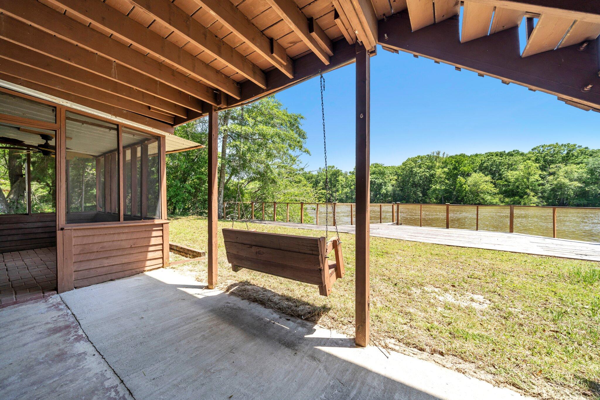 main property photo 37