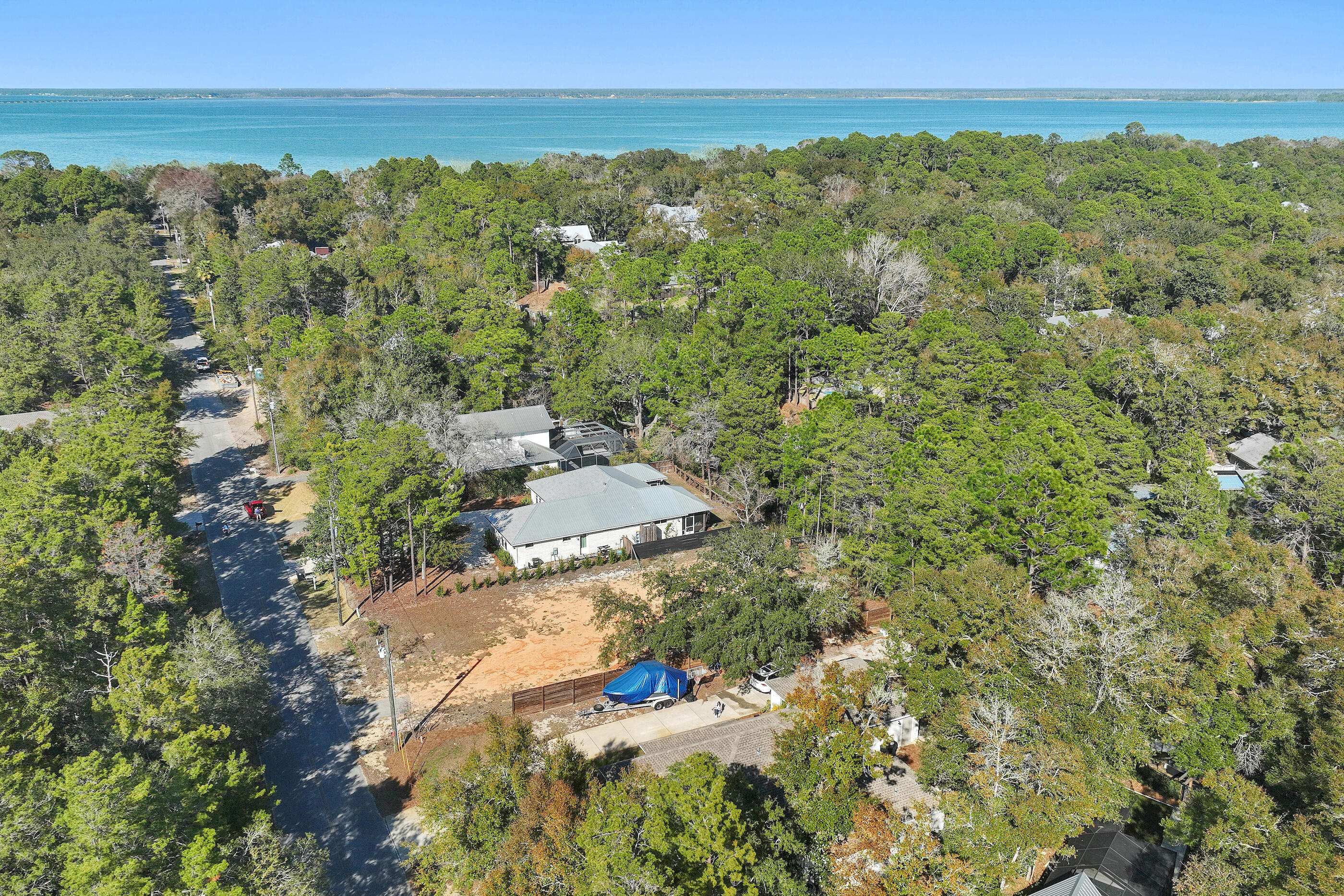 main property photo 17