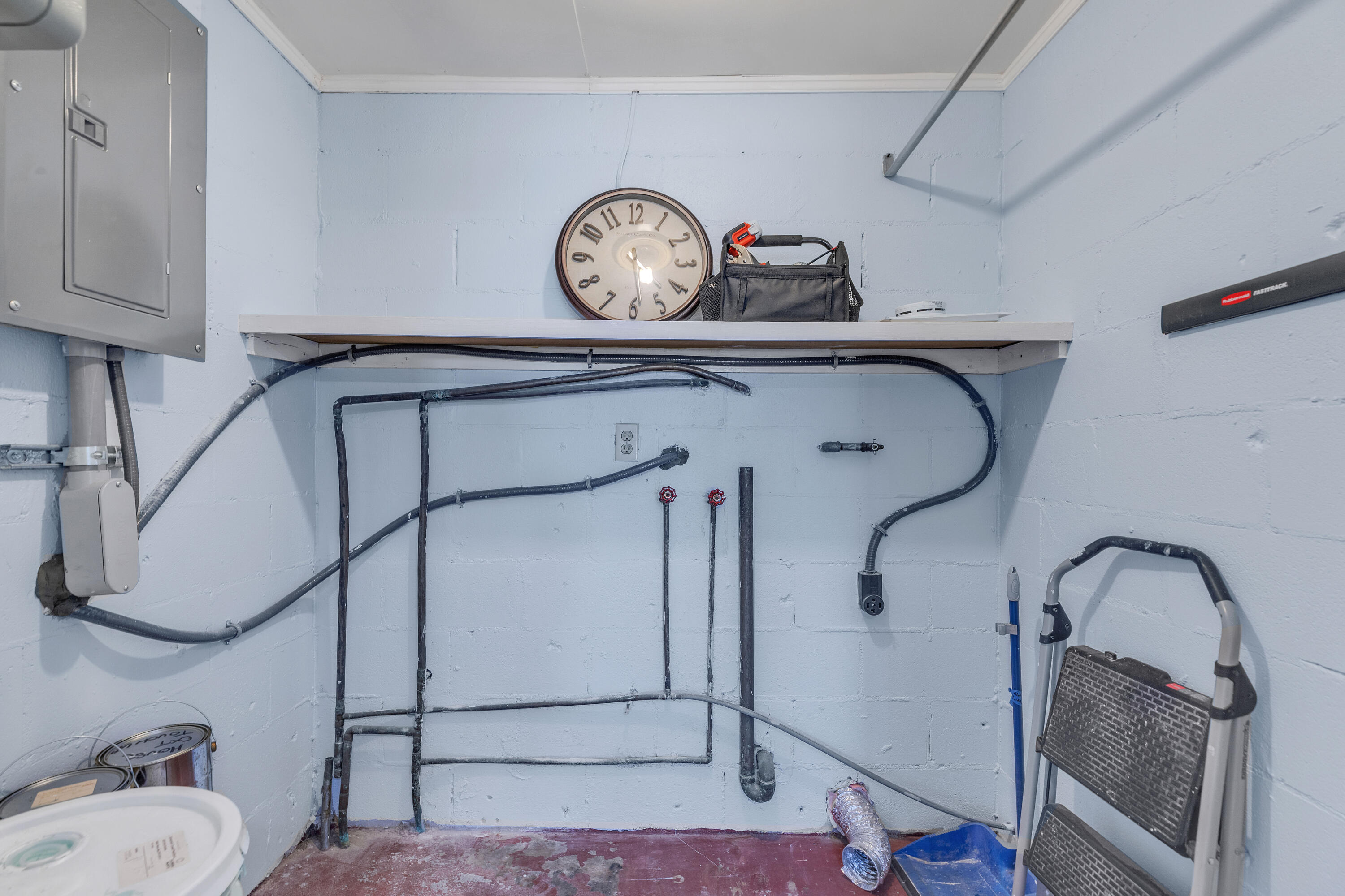 main property photo 24