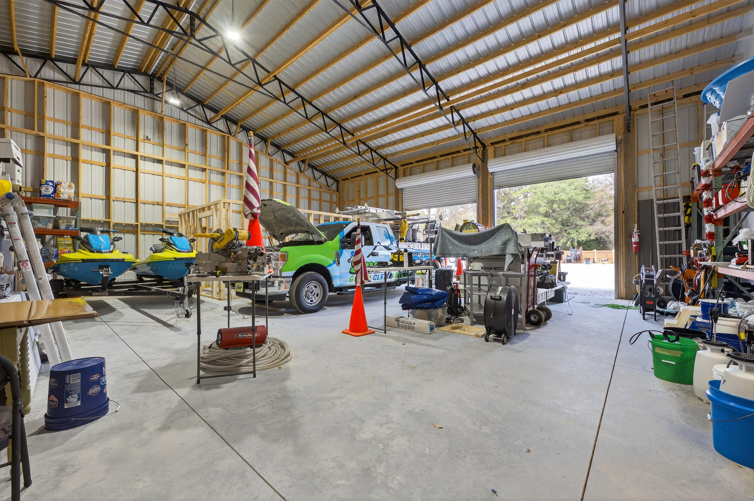 main property photo 51
