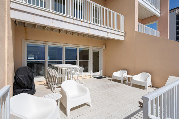main property photo 64