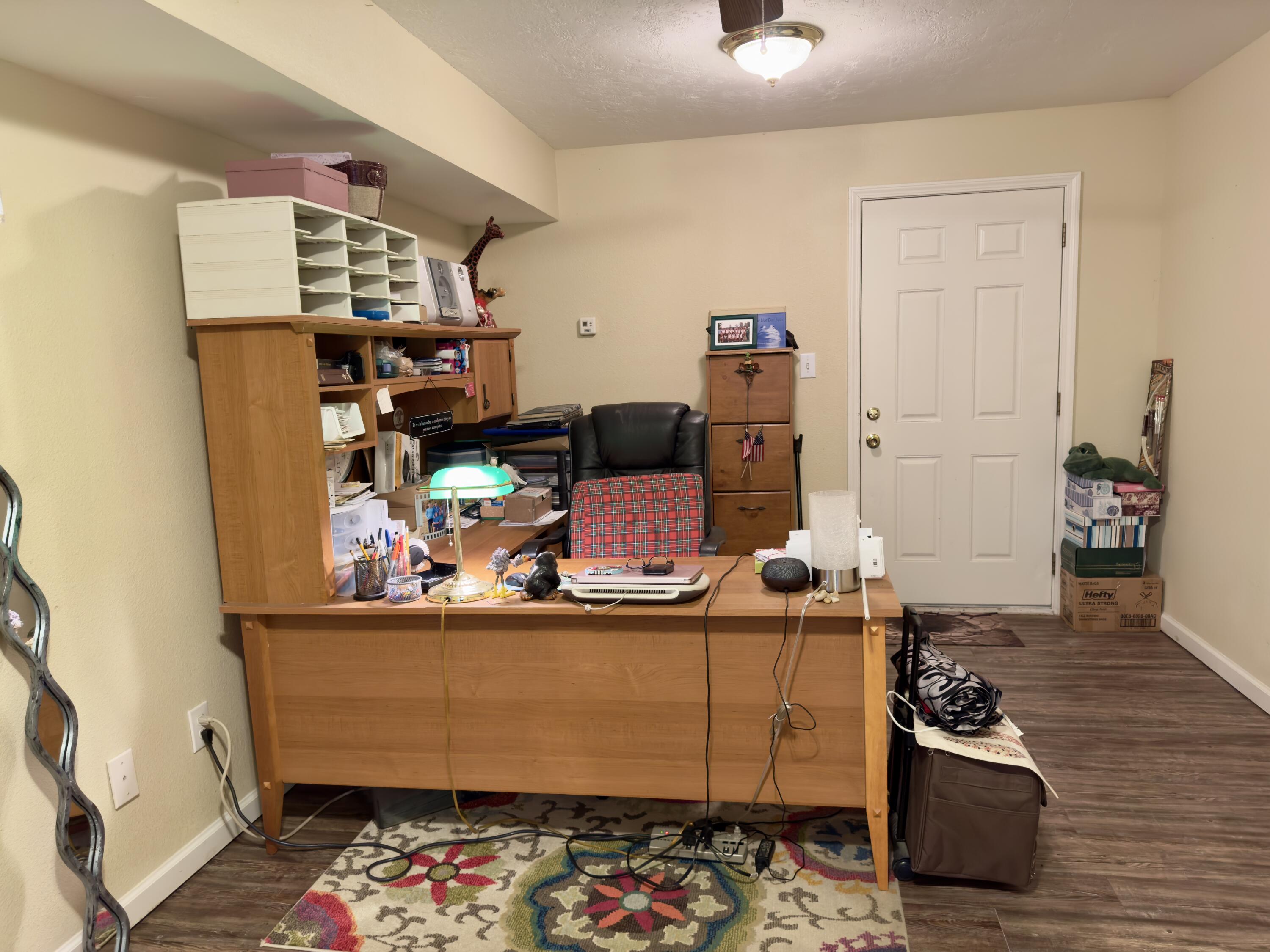 main property photo 23