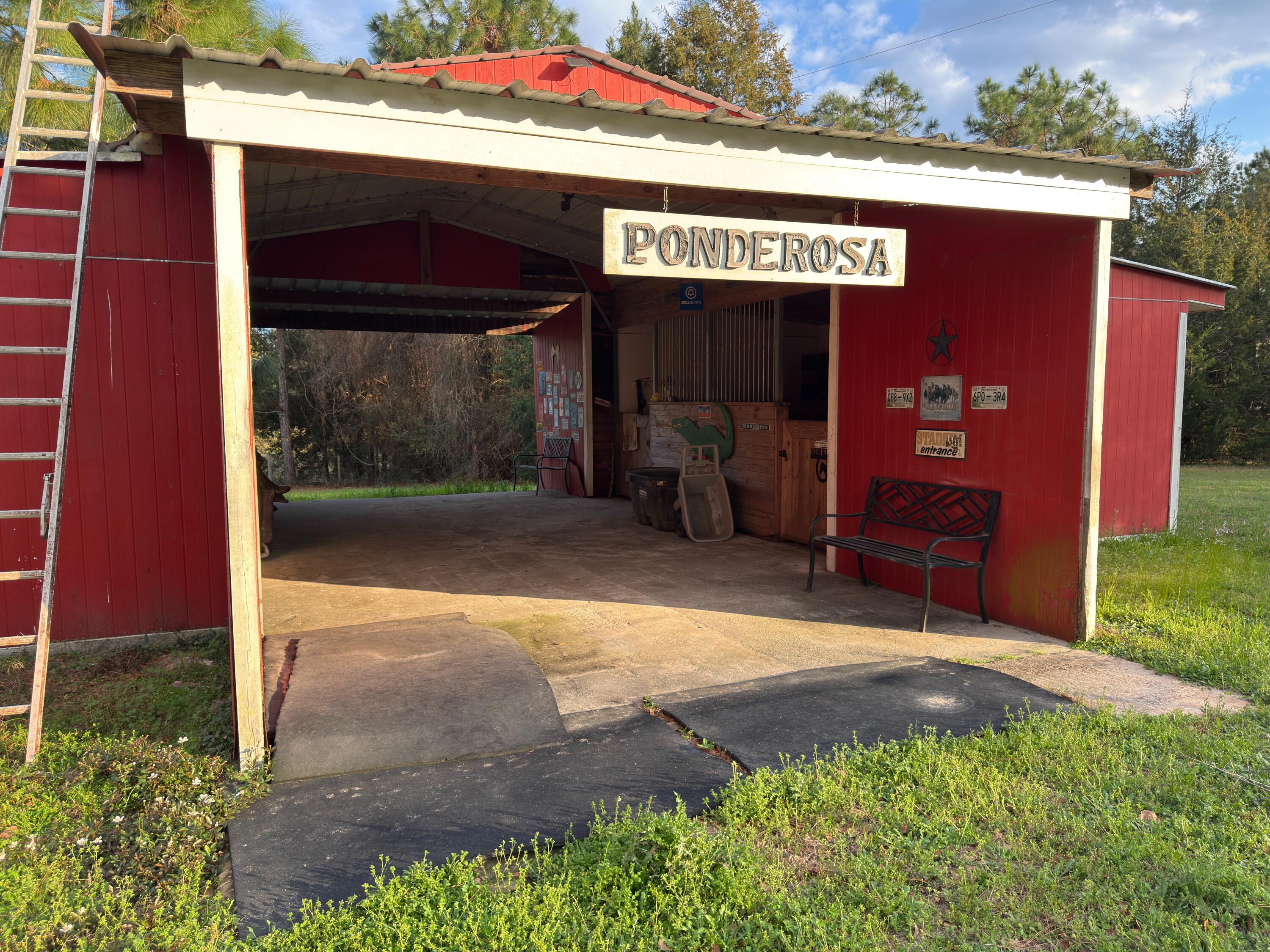 main property photo 5