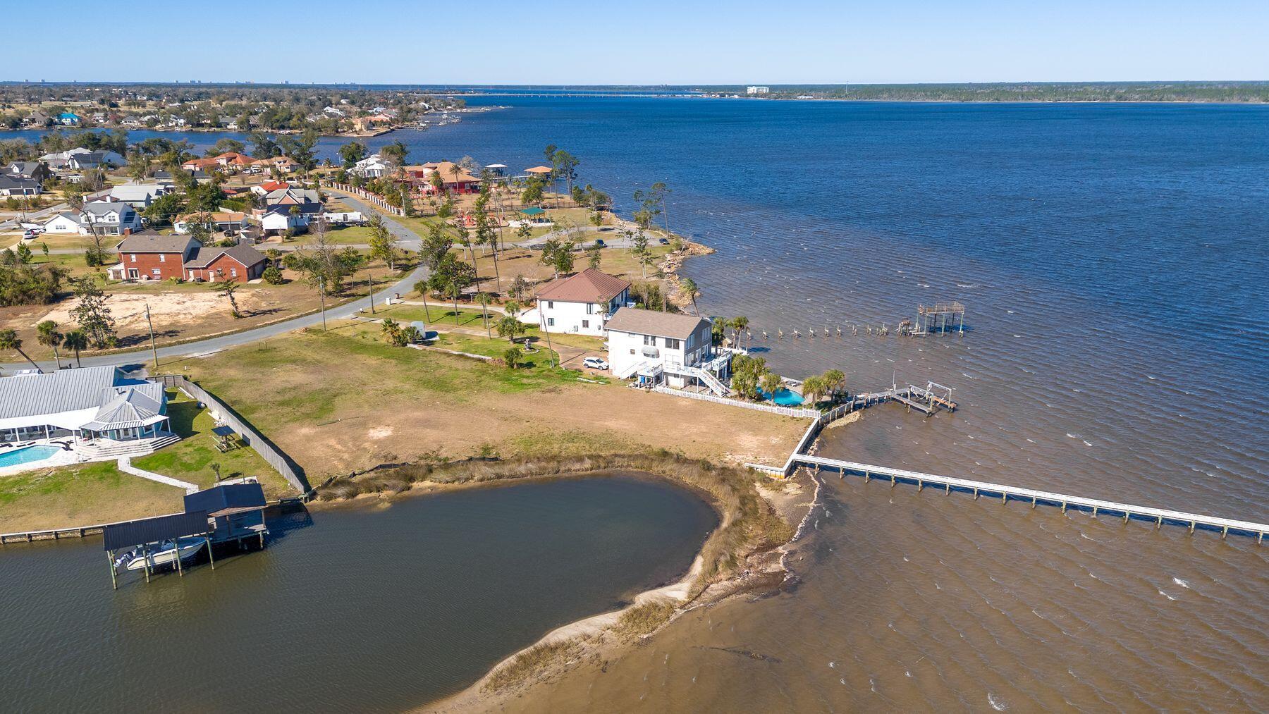 main property photo 37