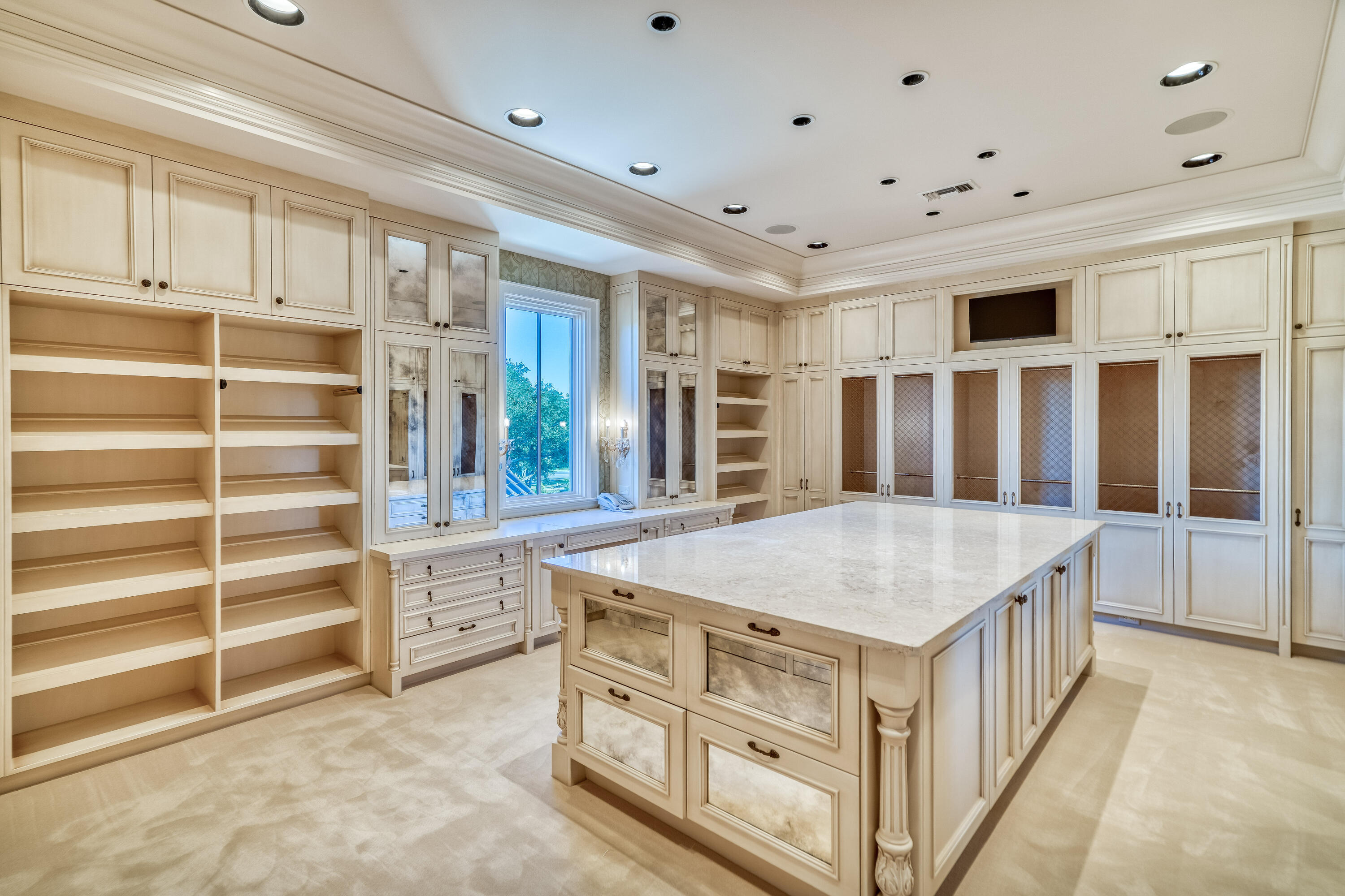 main property photo 79
