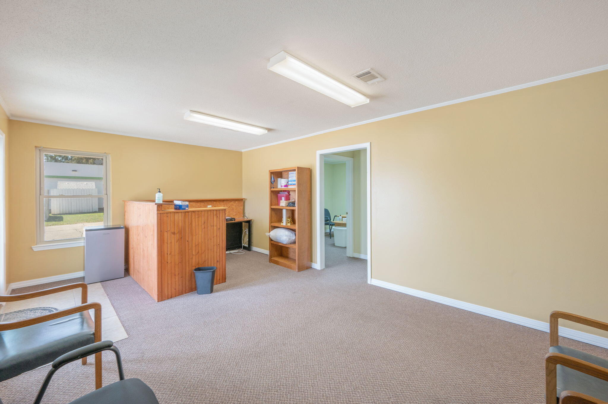 main property photo 9