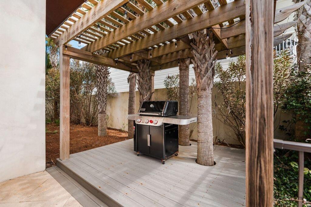 main property photo 66