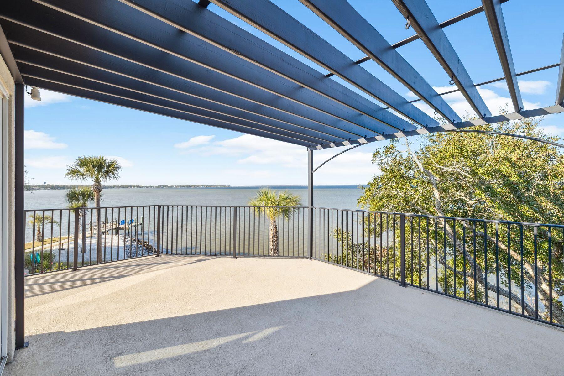 main property photo 50