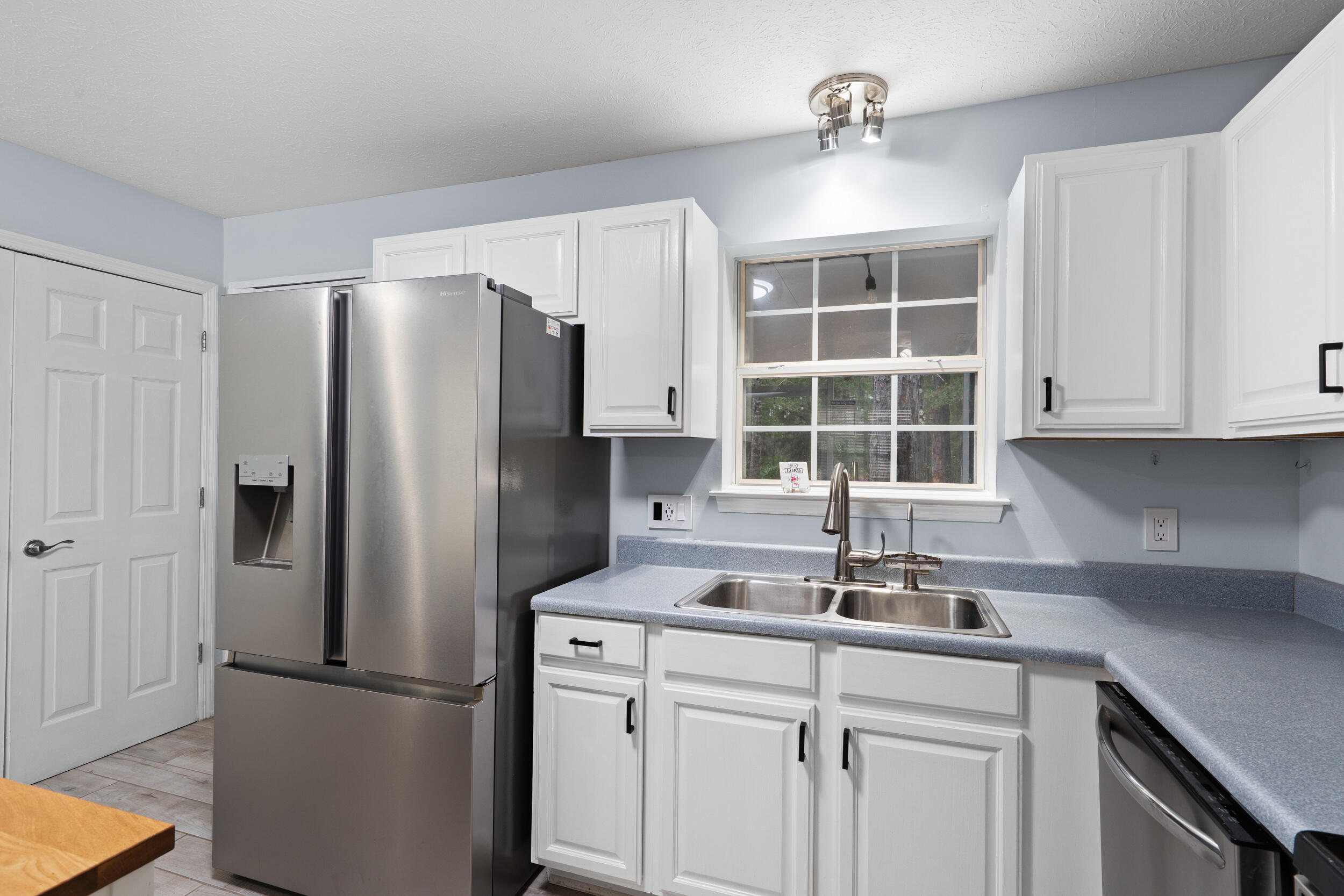 main property photo 66