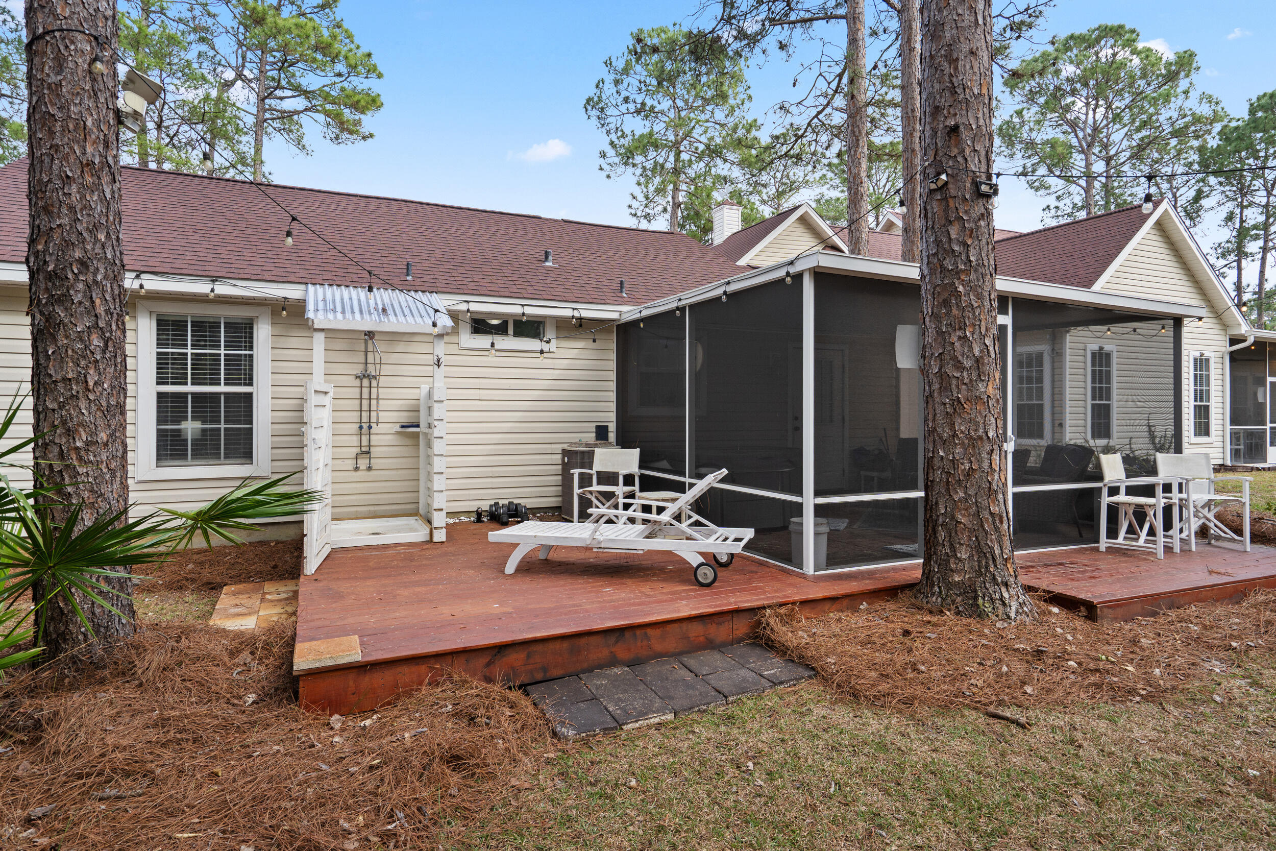 main property photo 77