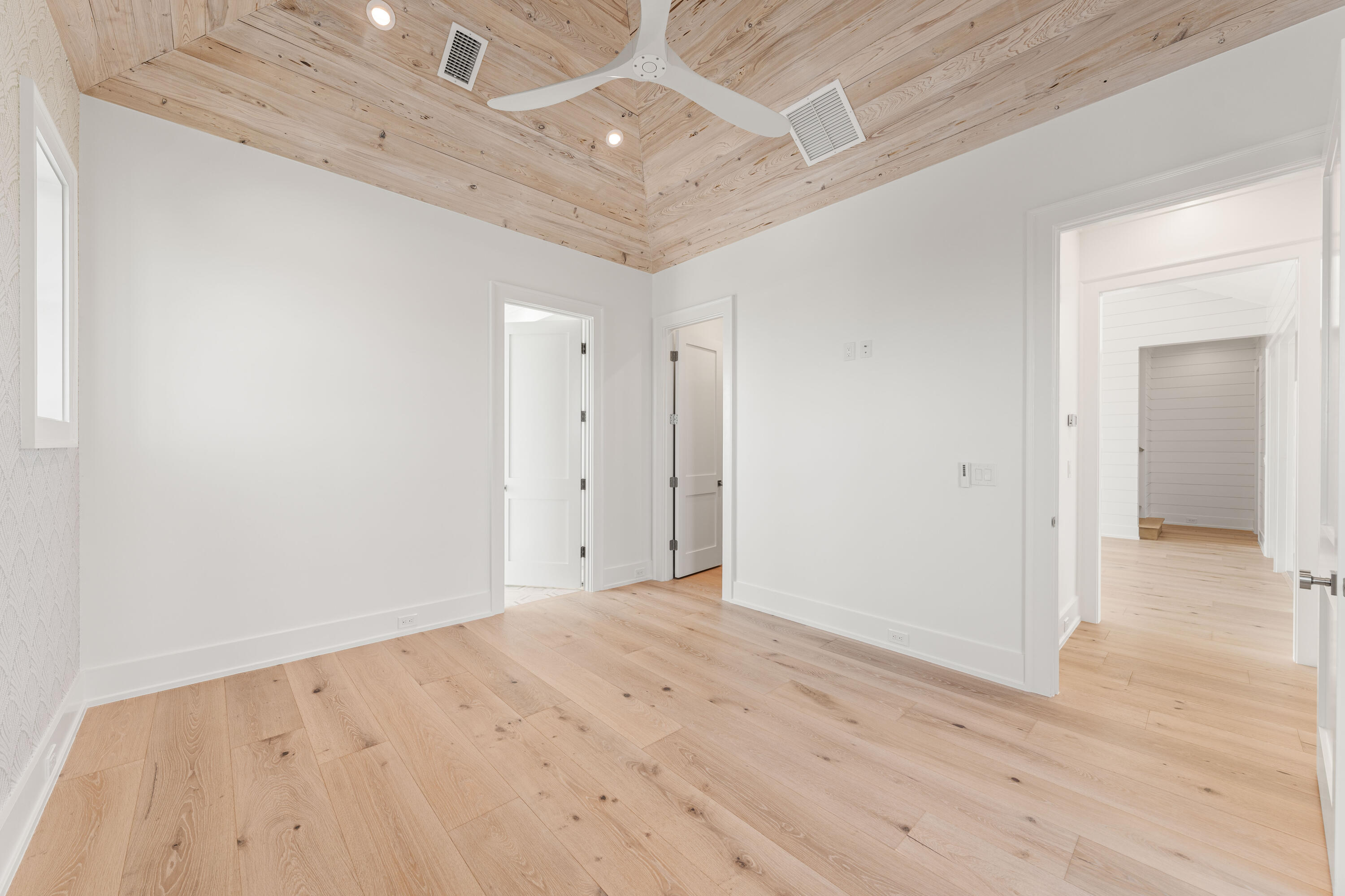 main property photo 103