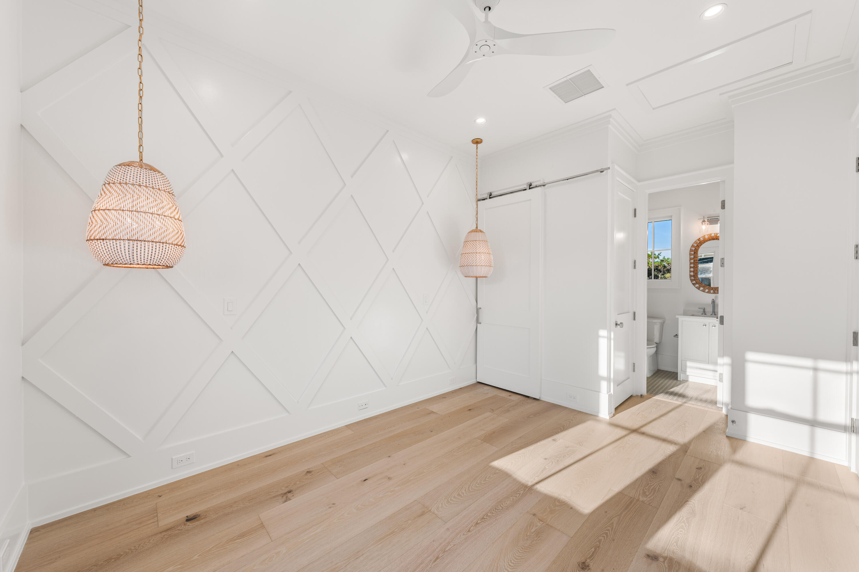 main property photo 79