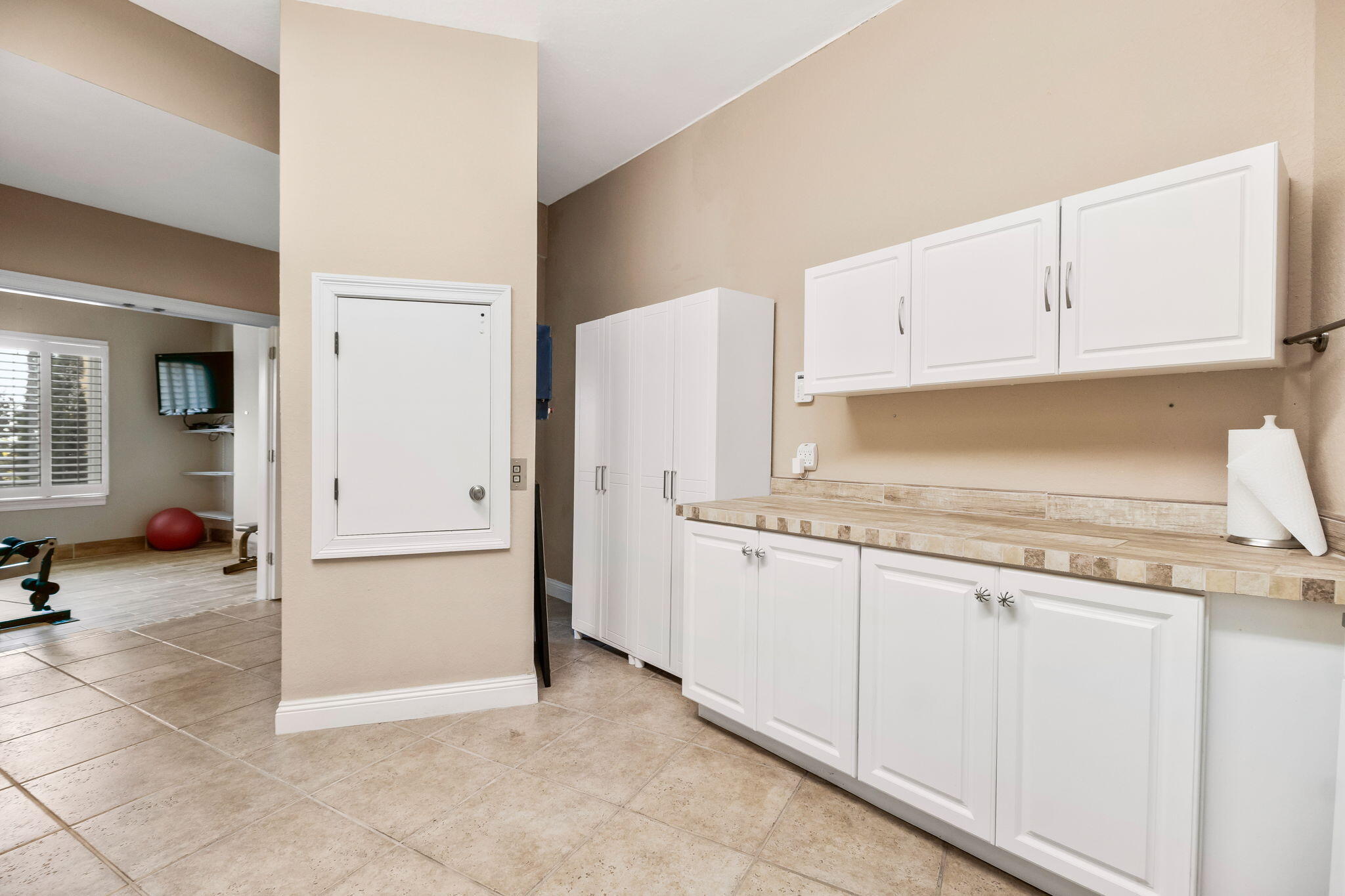 main property photo 118