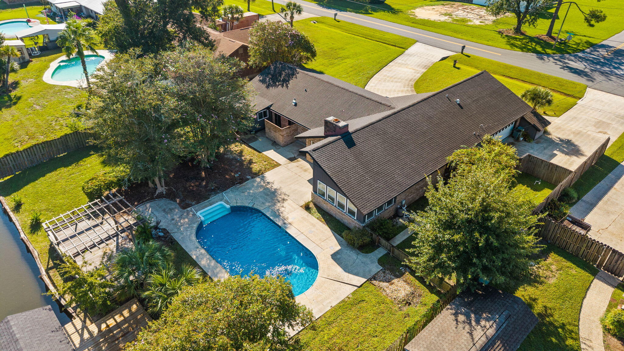 main property photo 49
