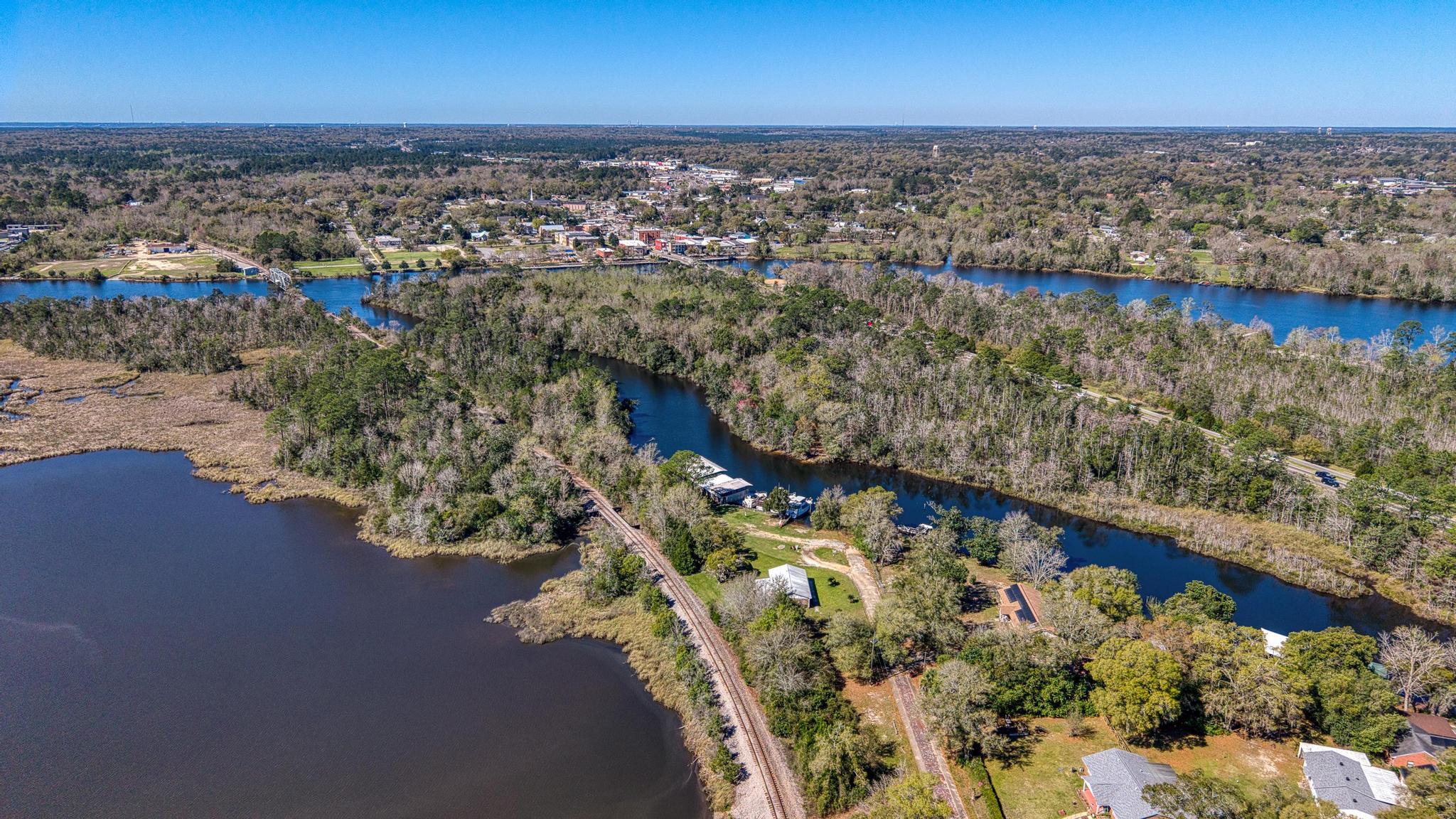 main property photo 49