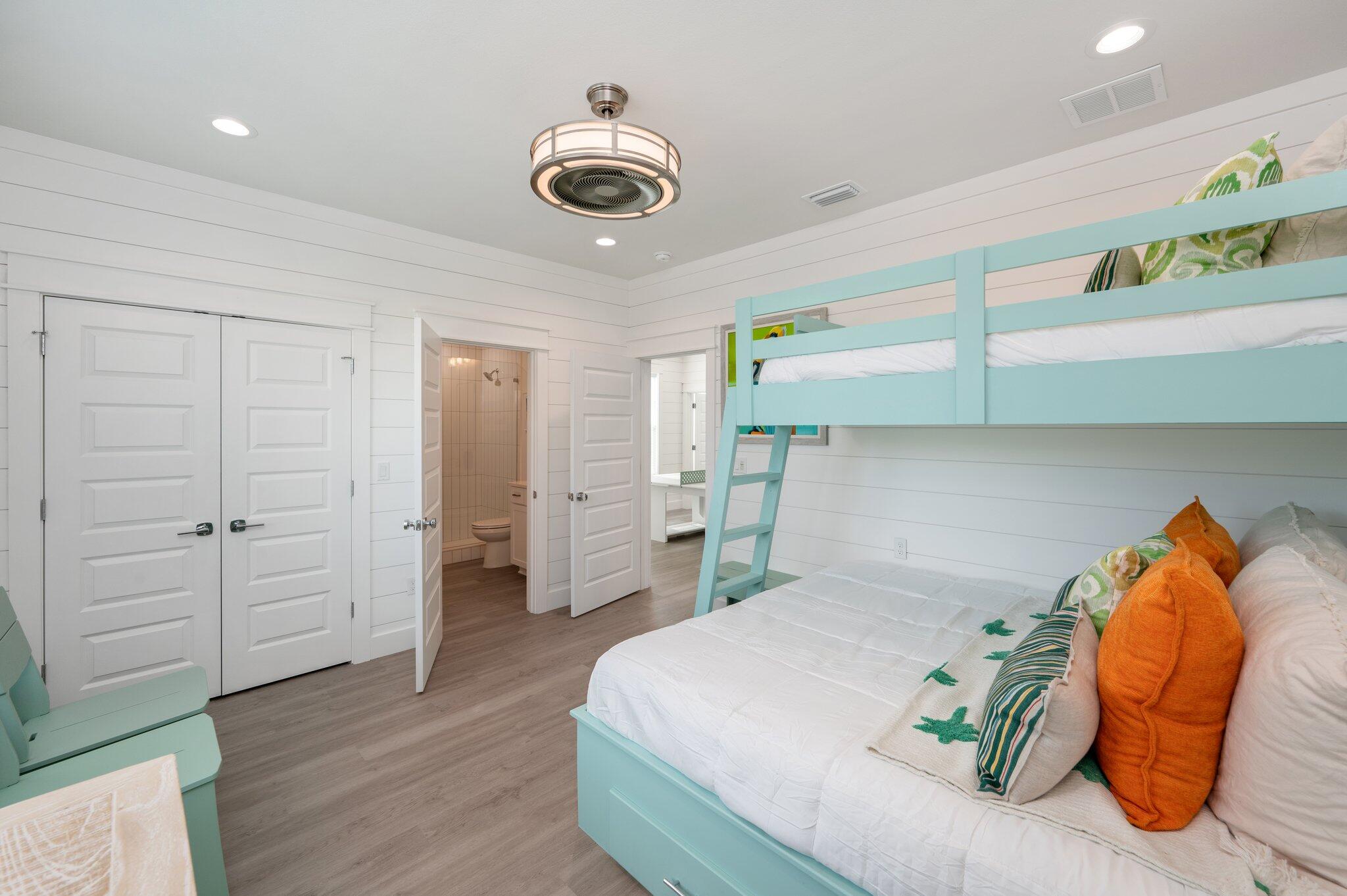 main property photo 83