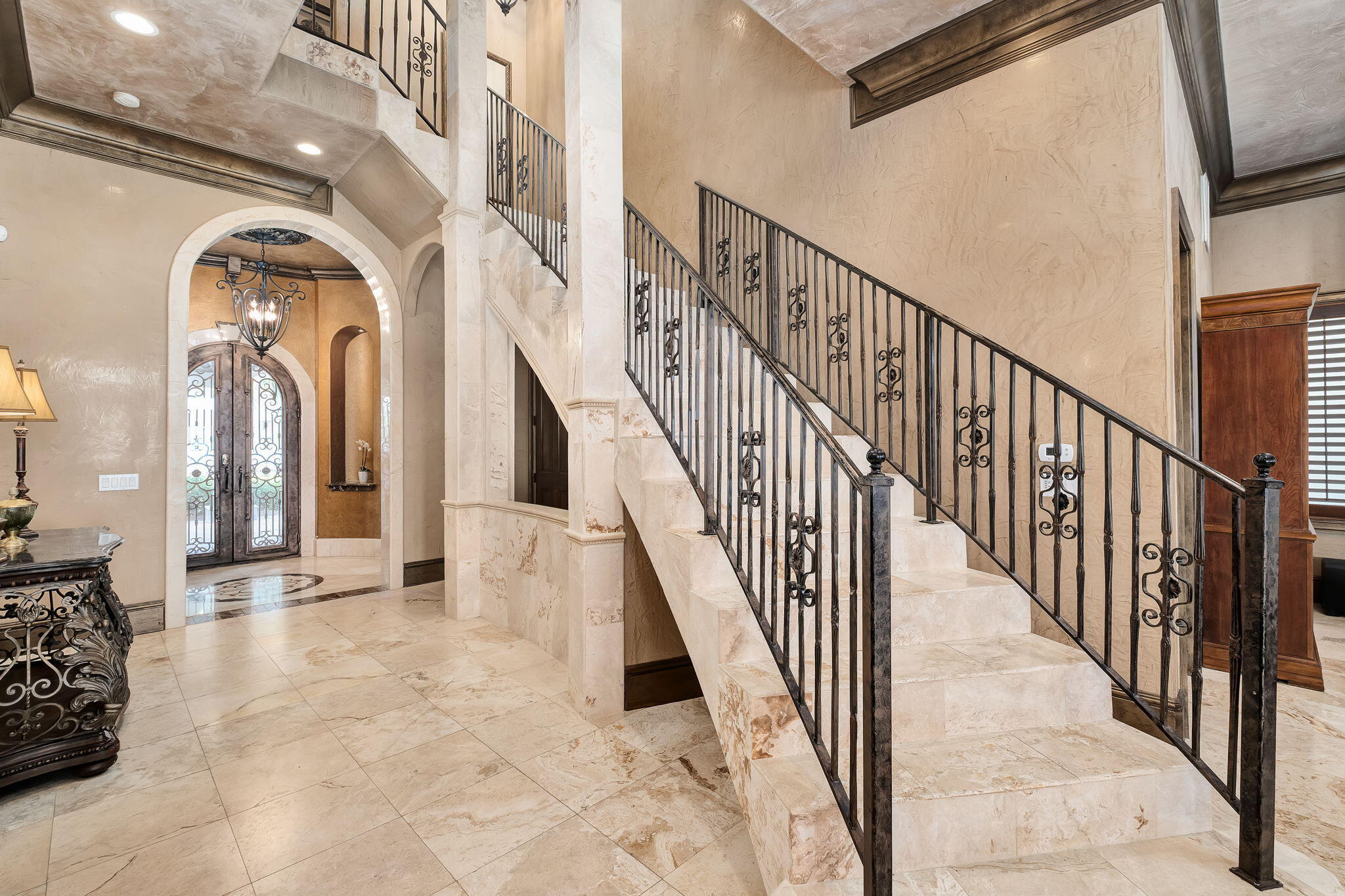 main property photo 37