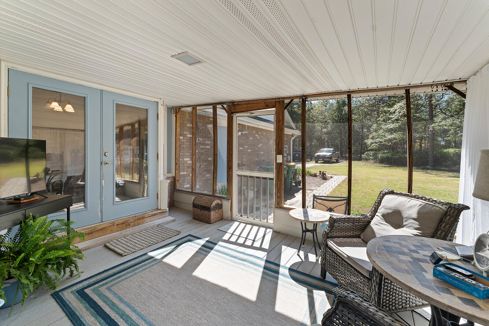 main property photo 59