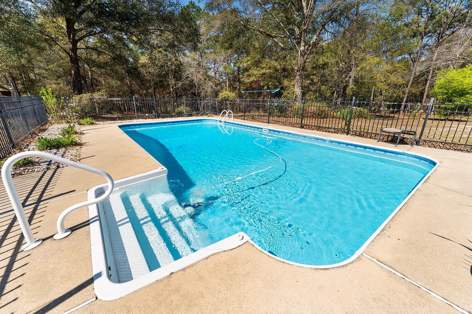 main property photo 67