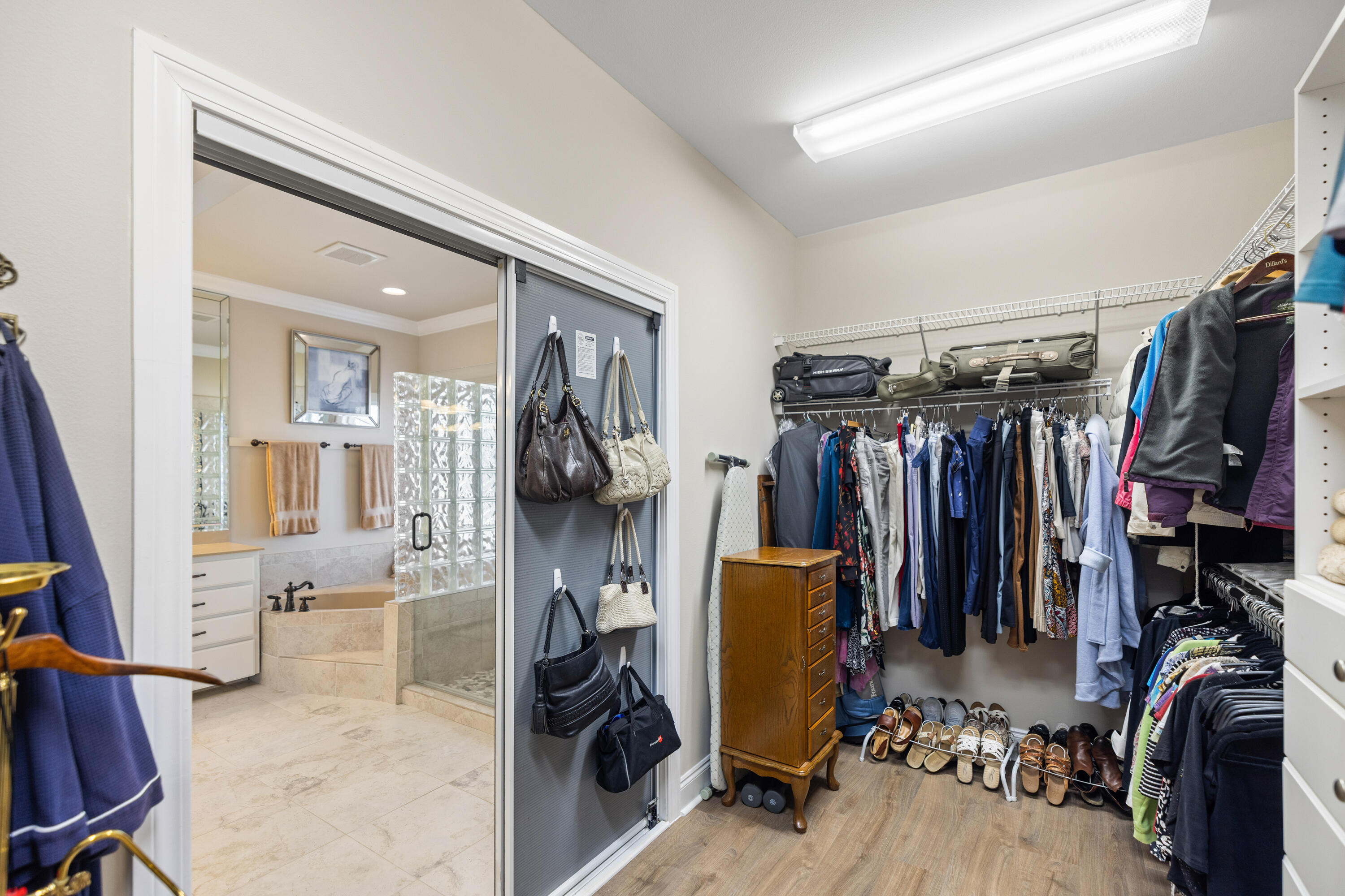 main property photo 45