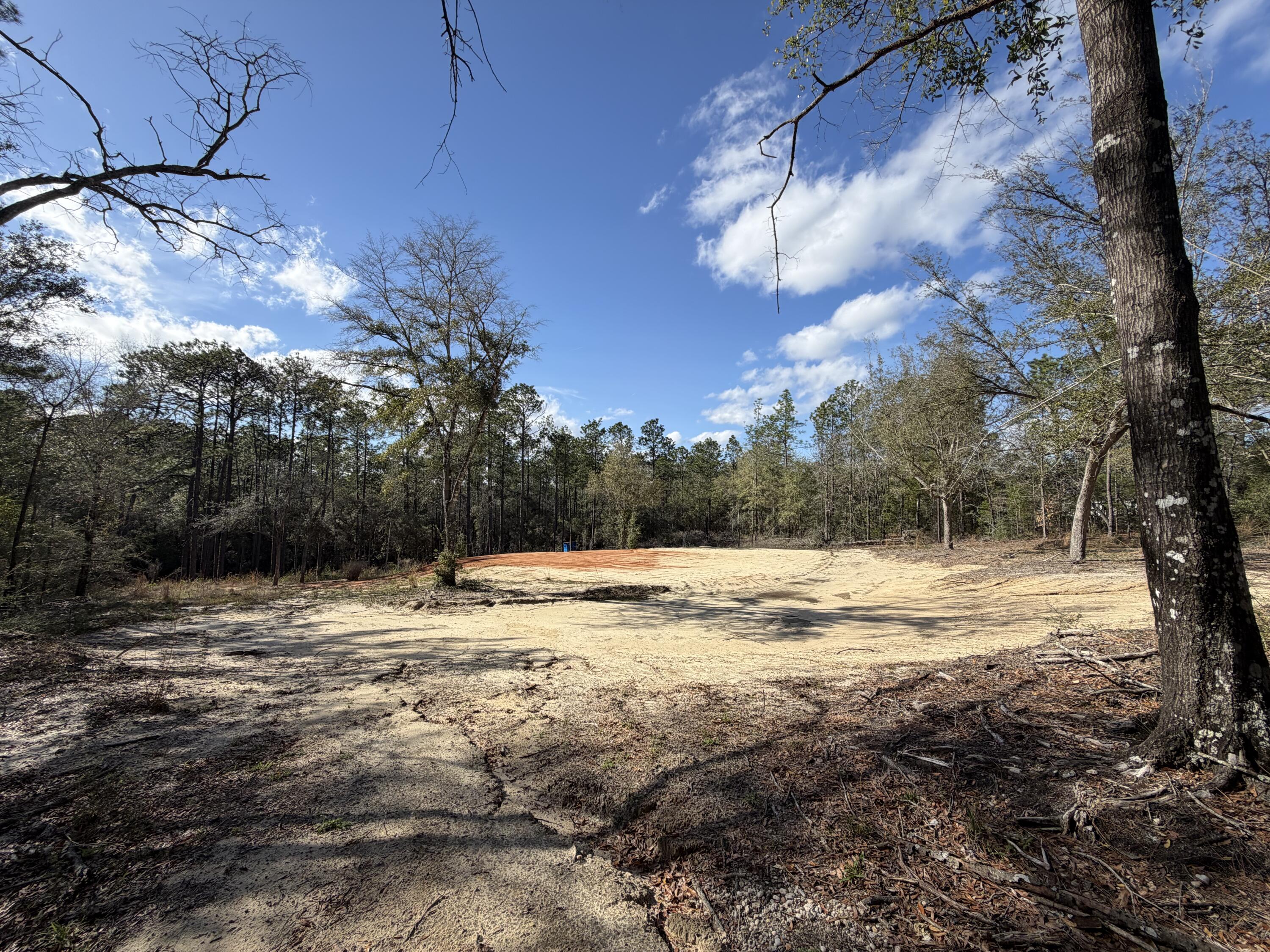 main property photo 11