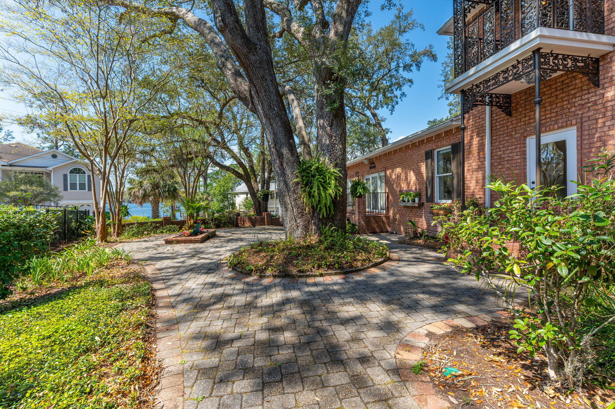 main property photo 44