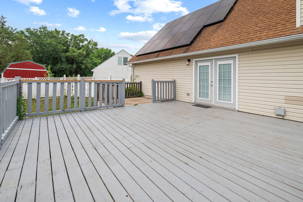 main property photo 40