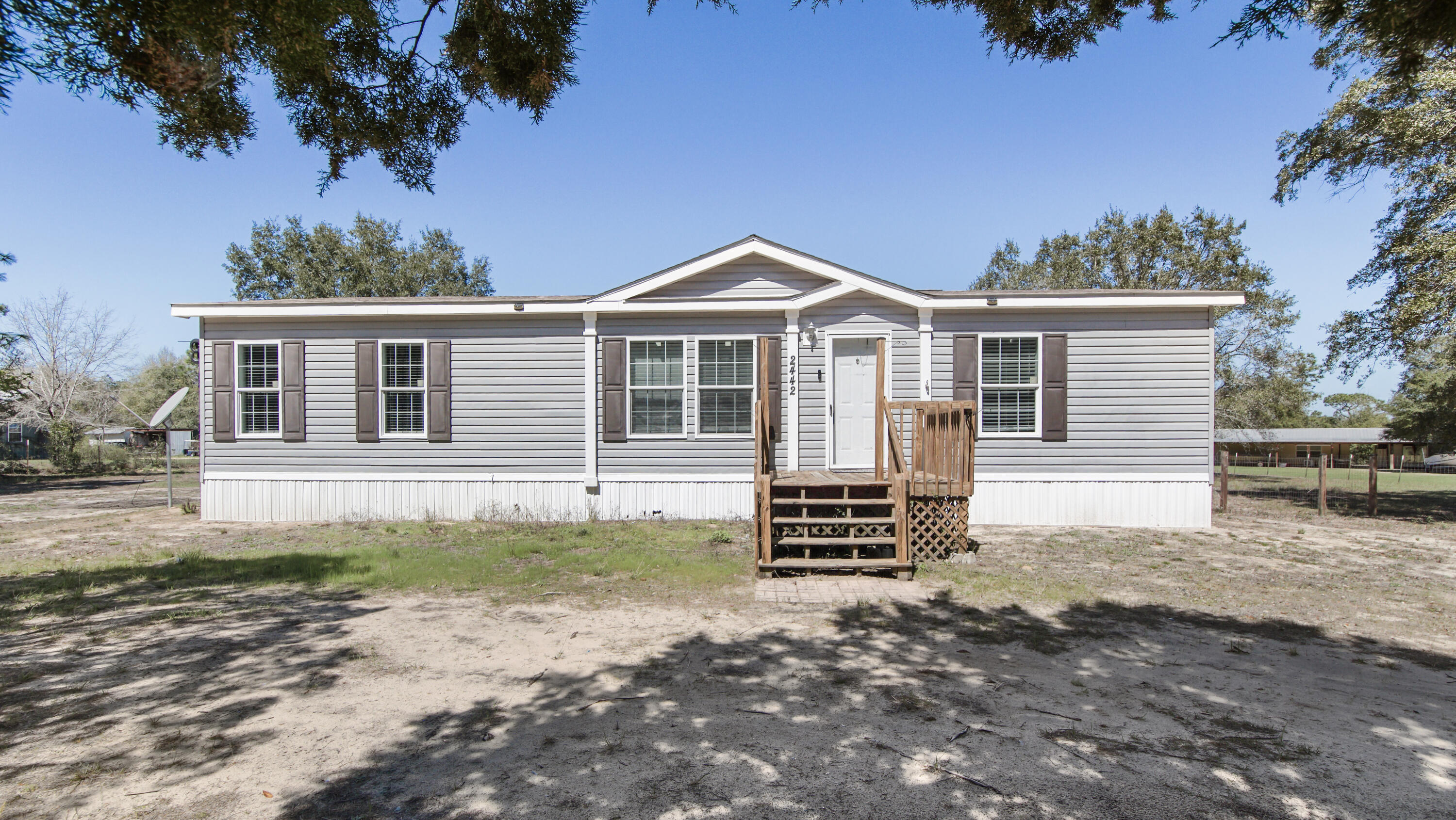 main property photo 38