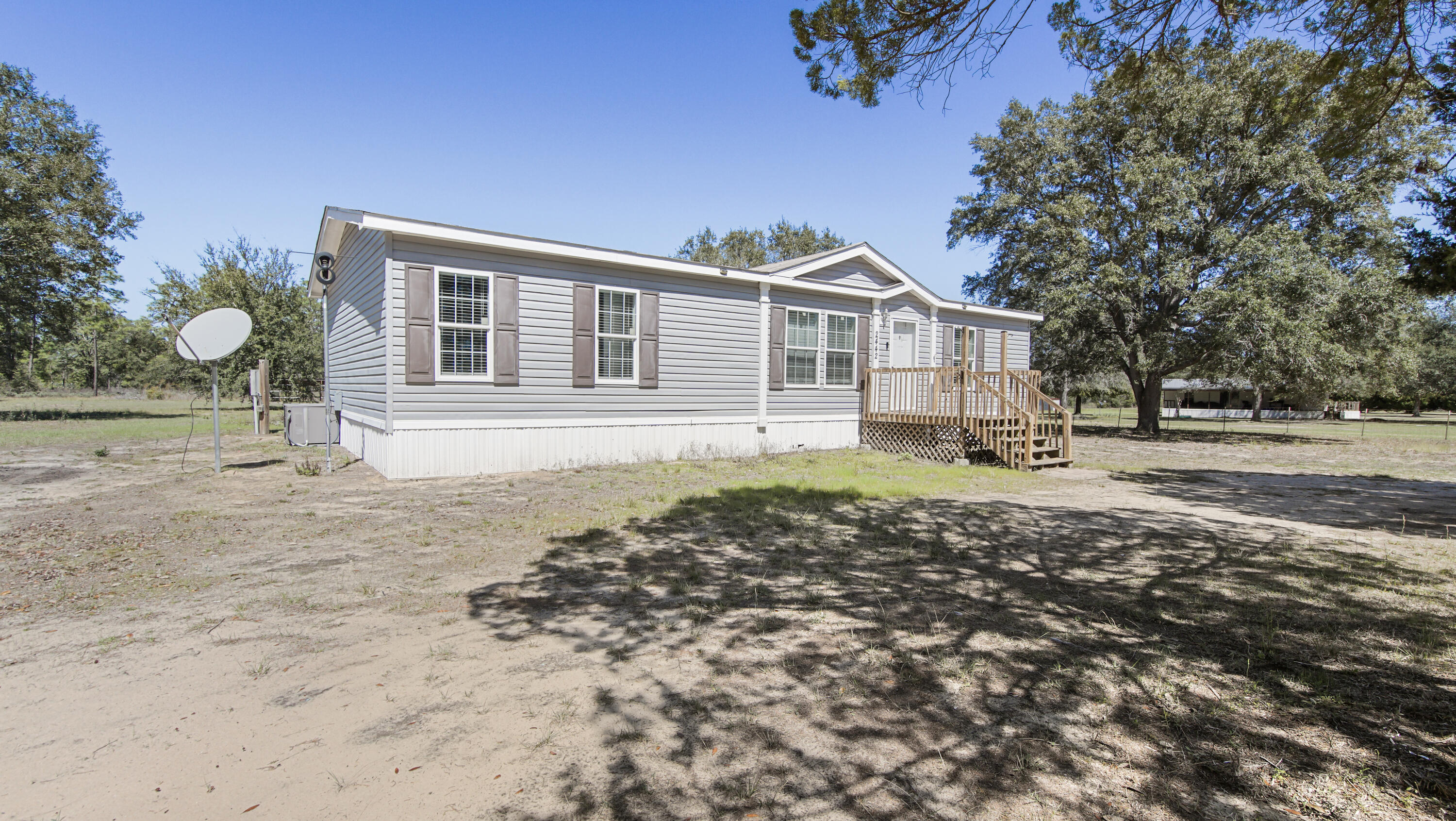 main property photo 39