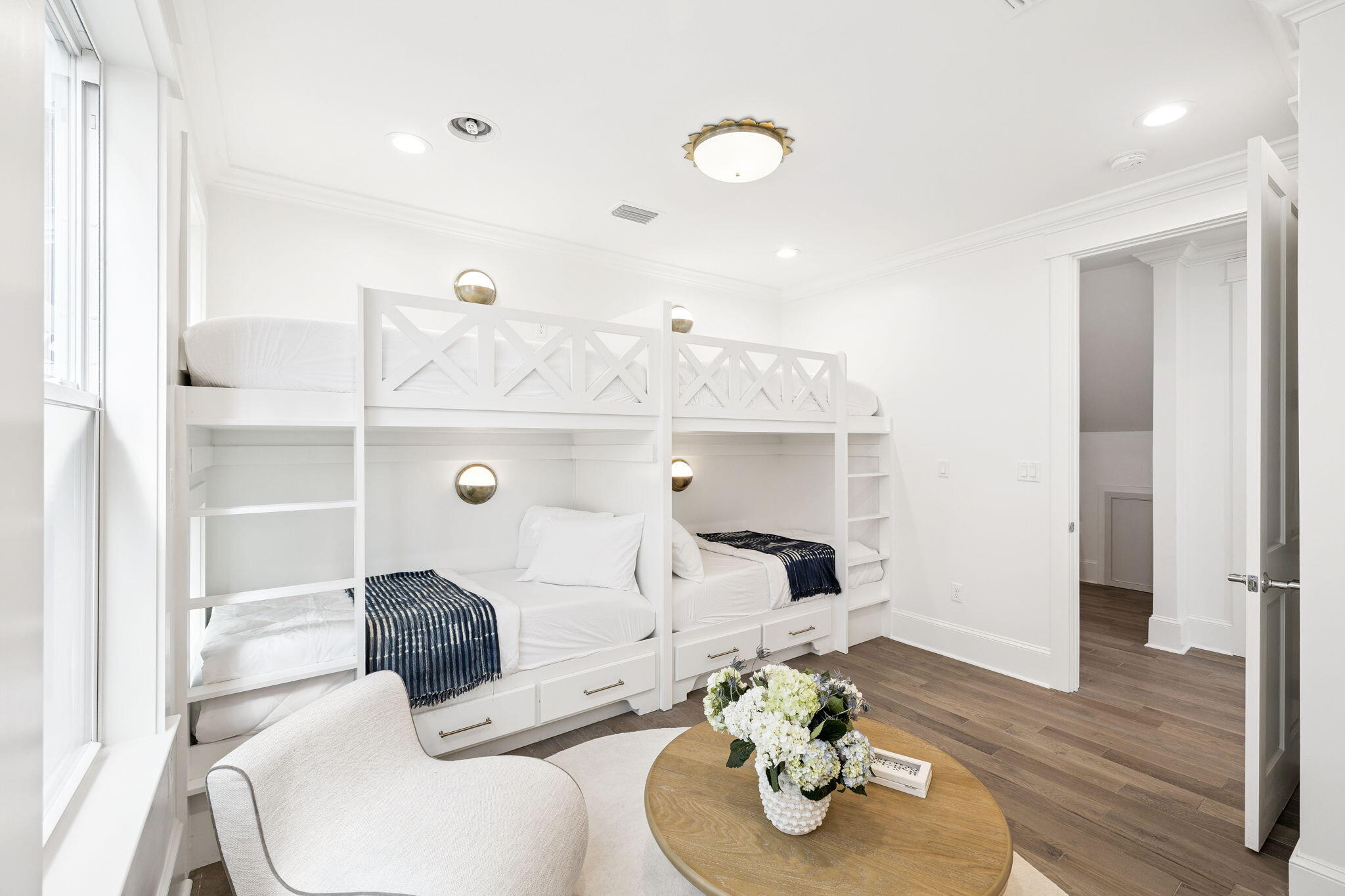 main property photo 78
