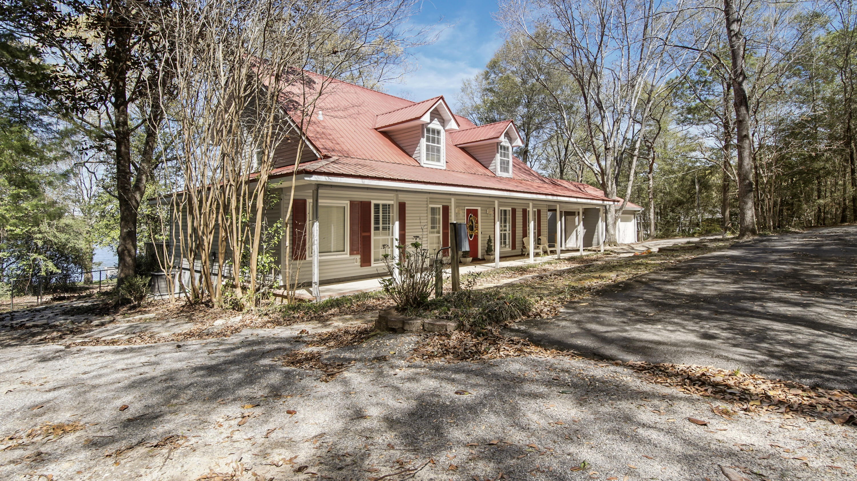 main property photo 2
