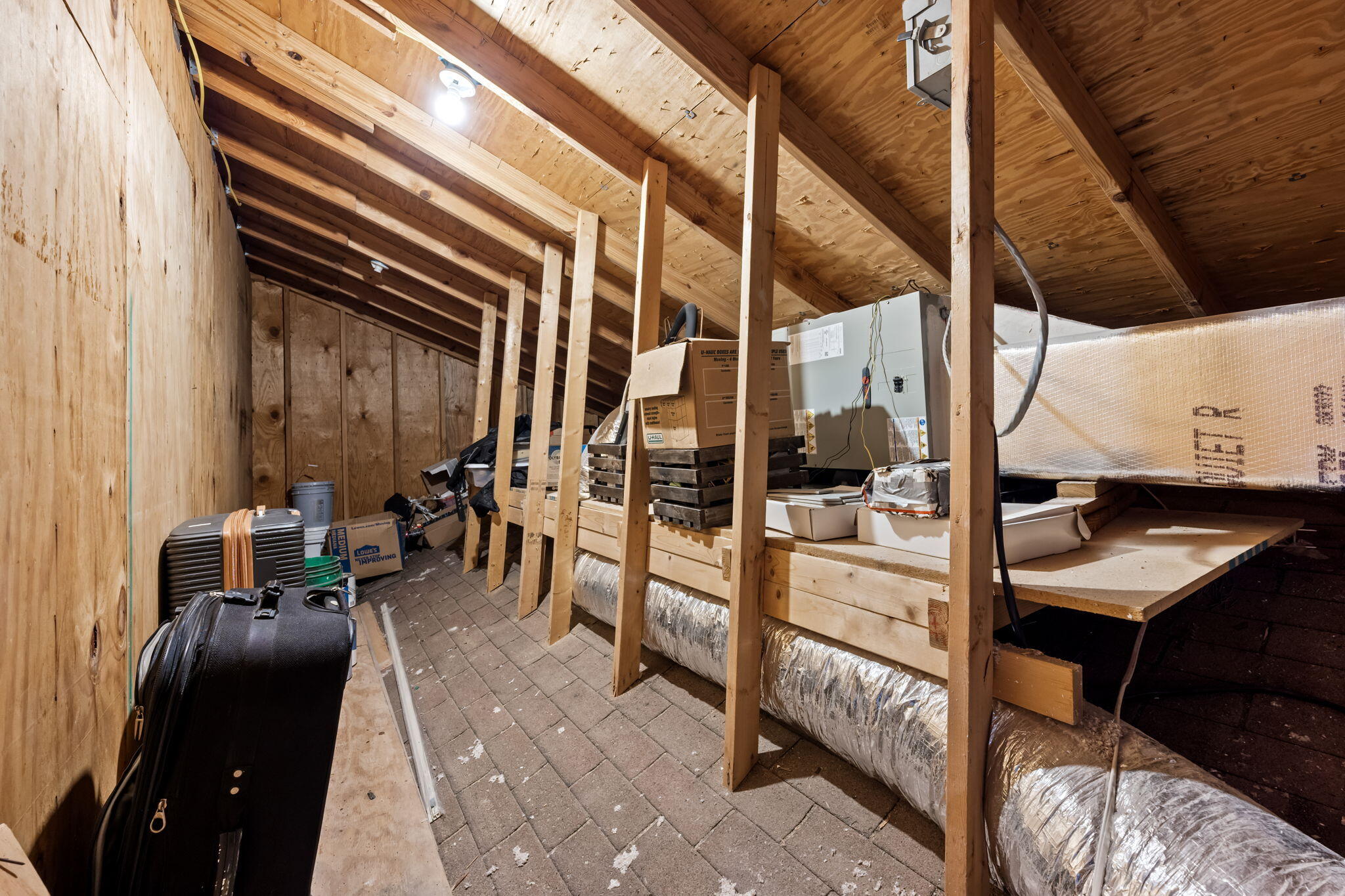 main property photo 60