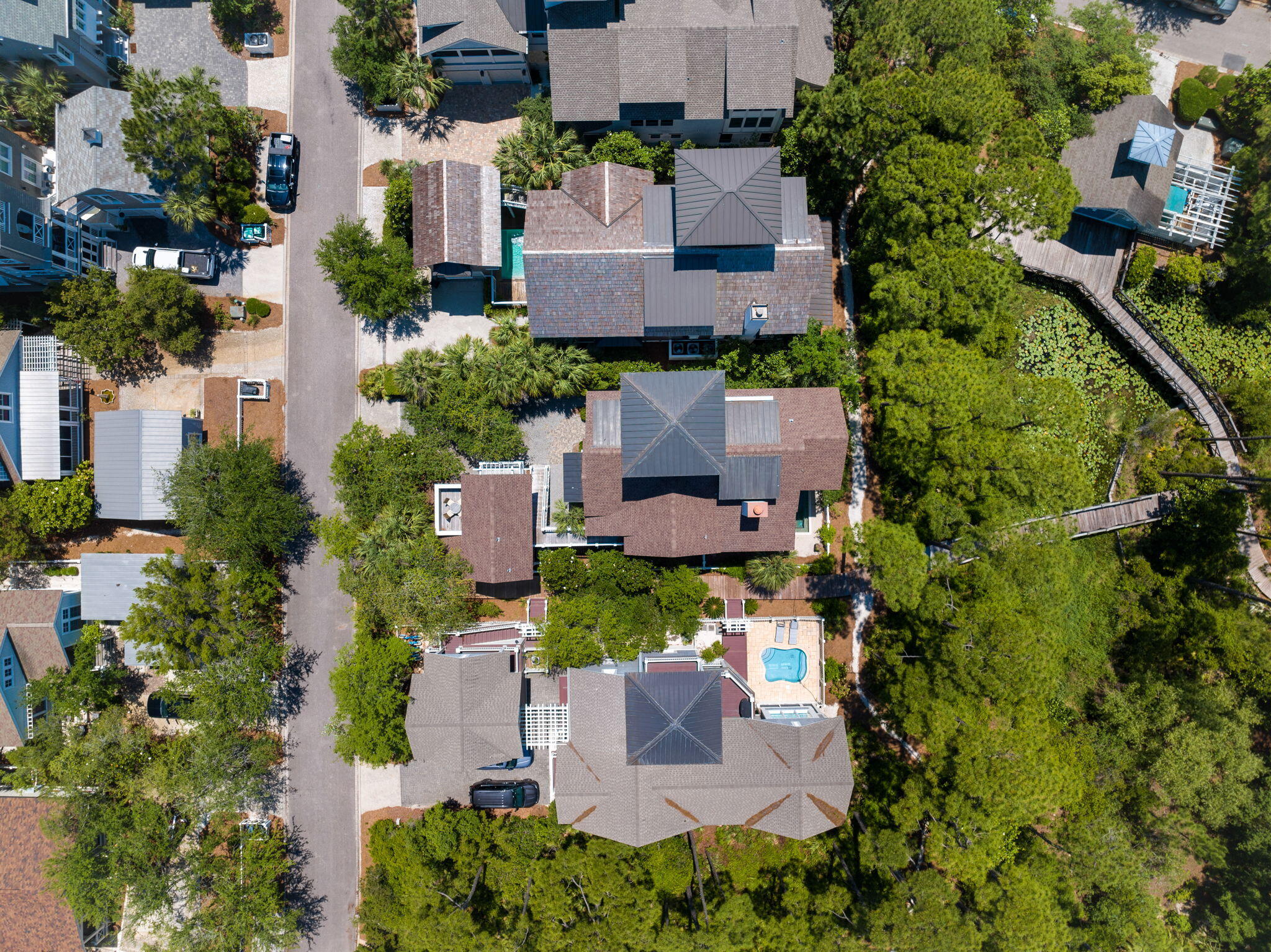 main property photo 78