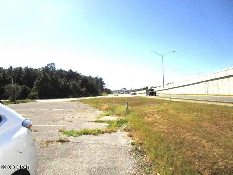 main property photo 8