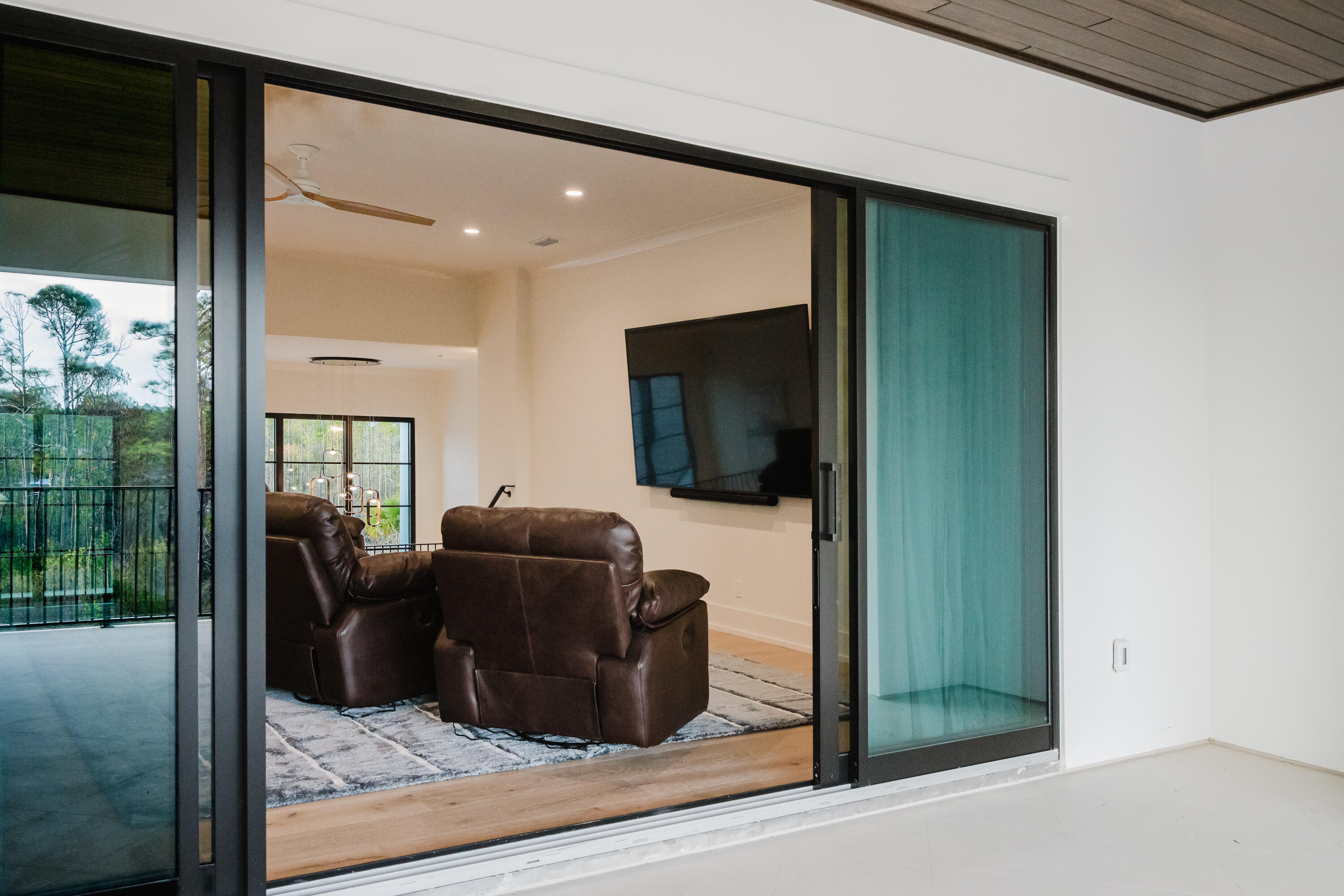 main property photo 70