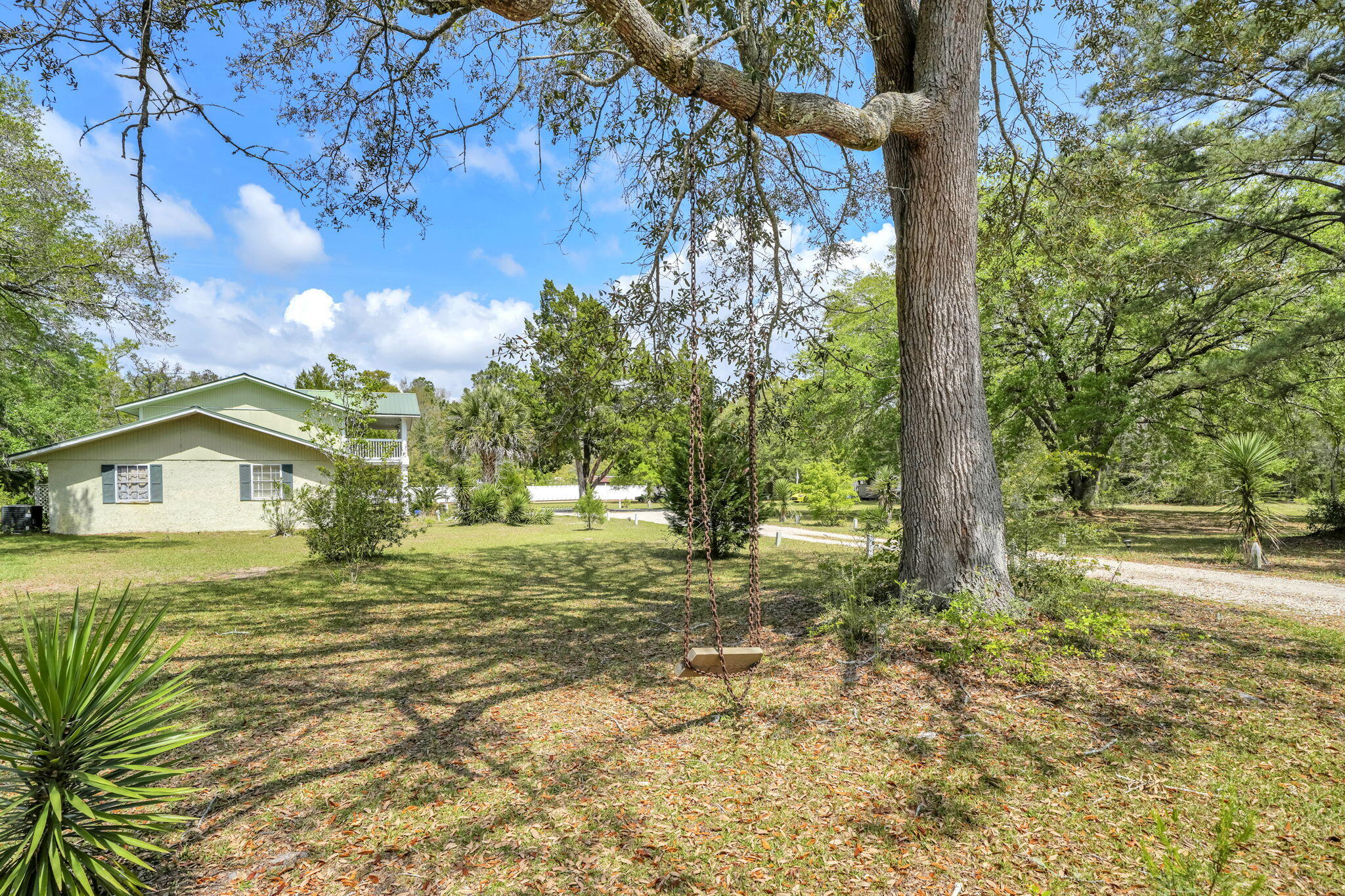 main property photo 37