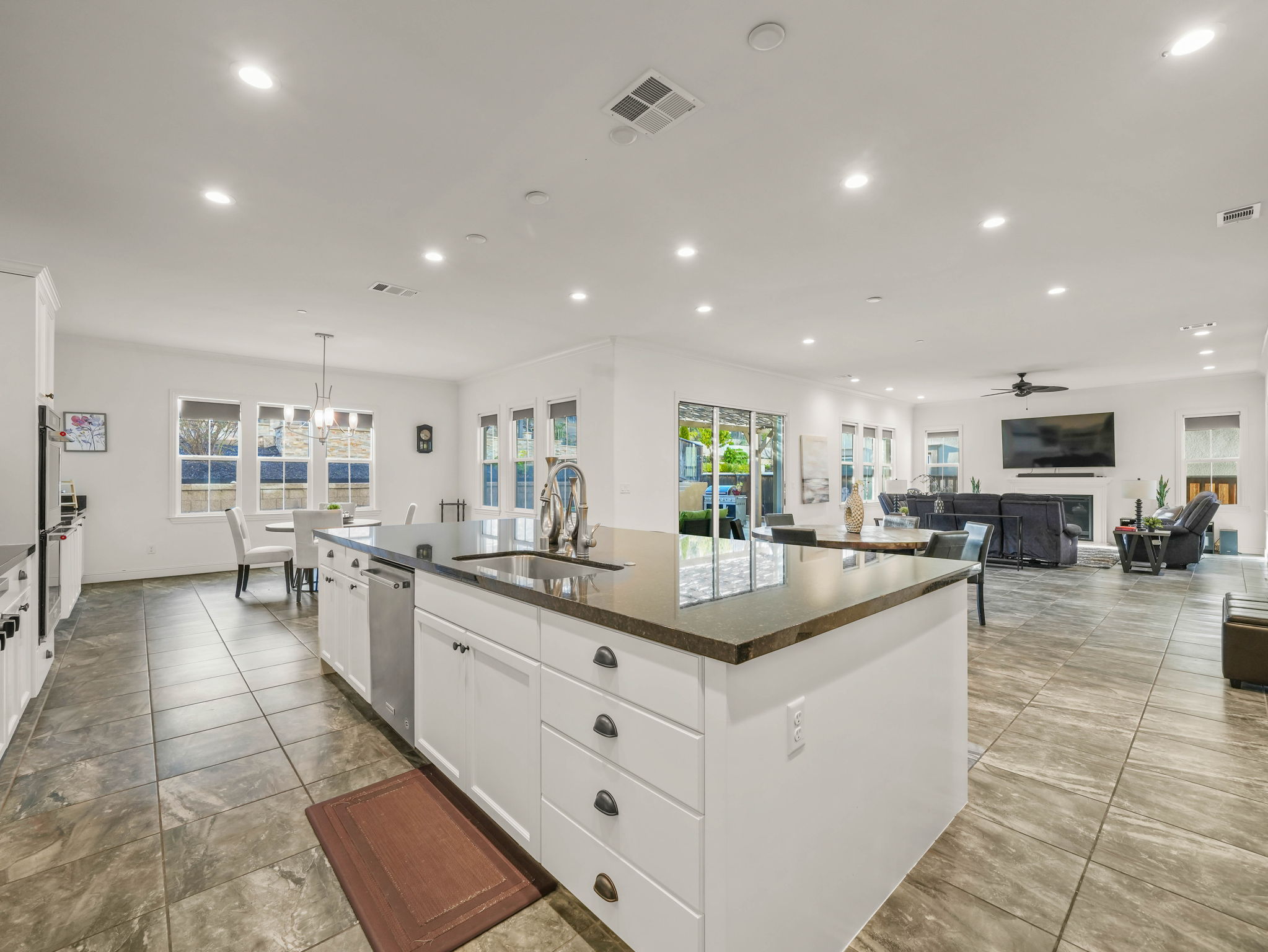 slider-image-number-18