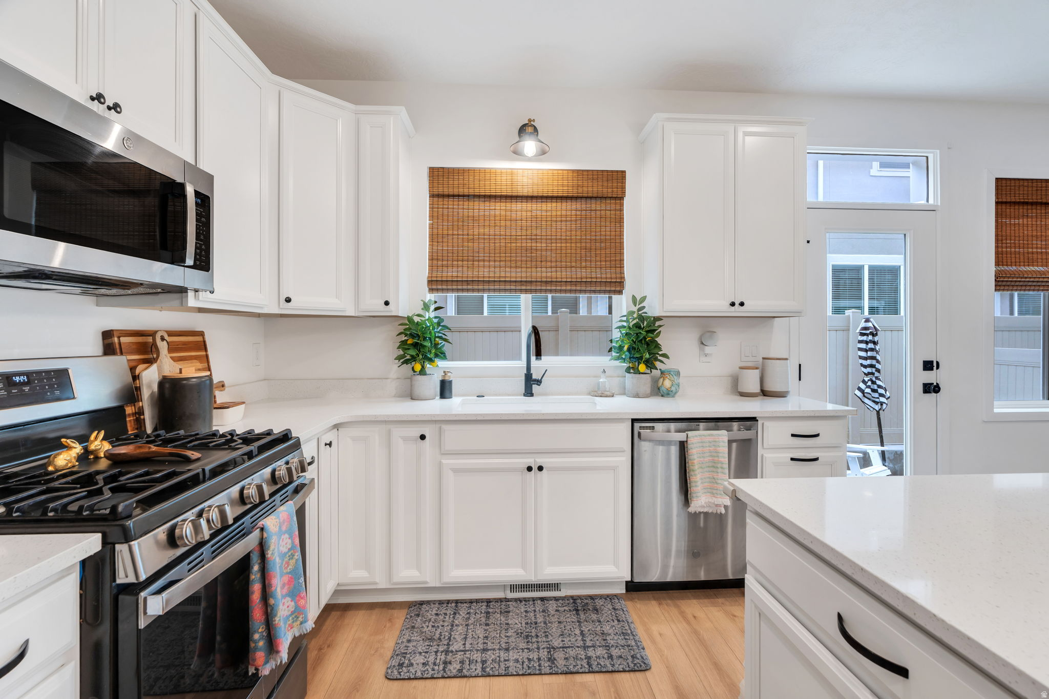 slider-image-number-10