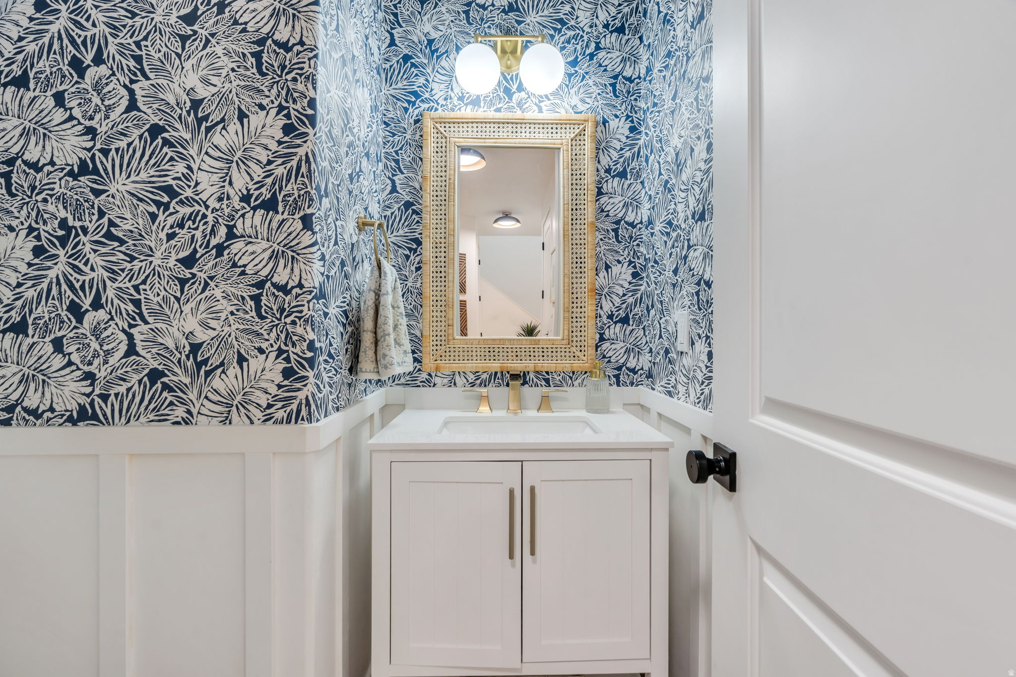 slider-image-number-13