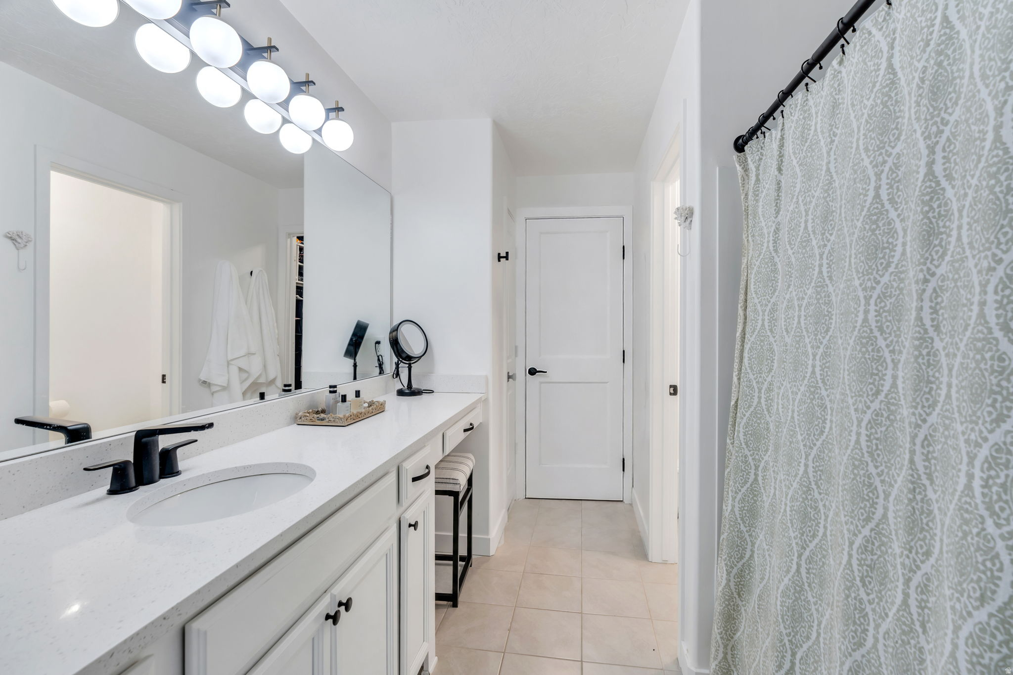 slider-image-number-18